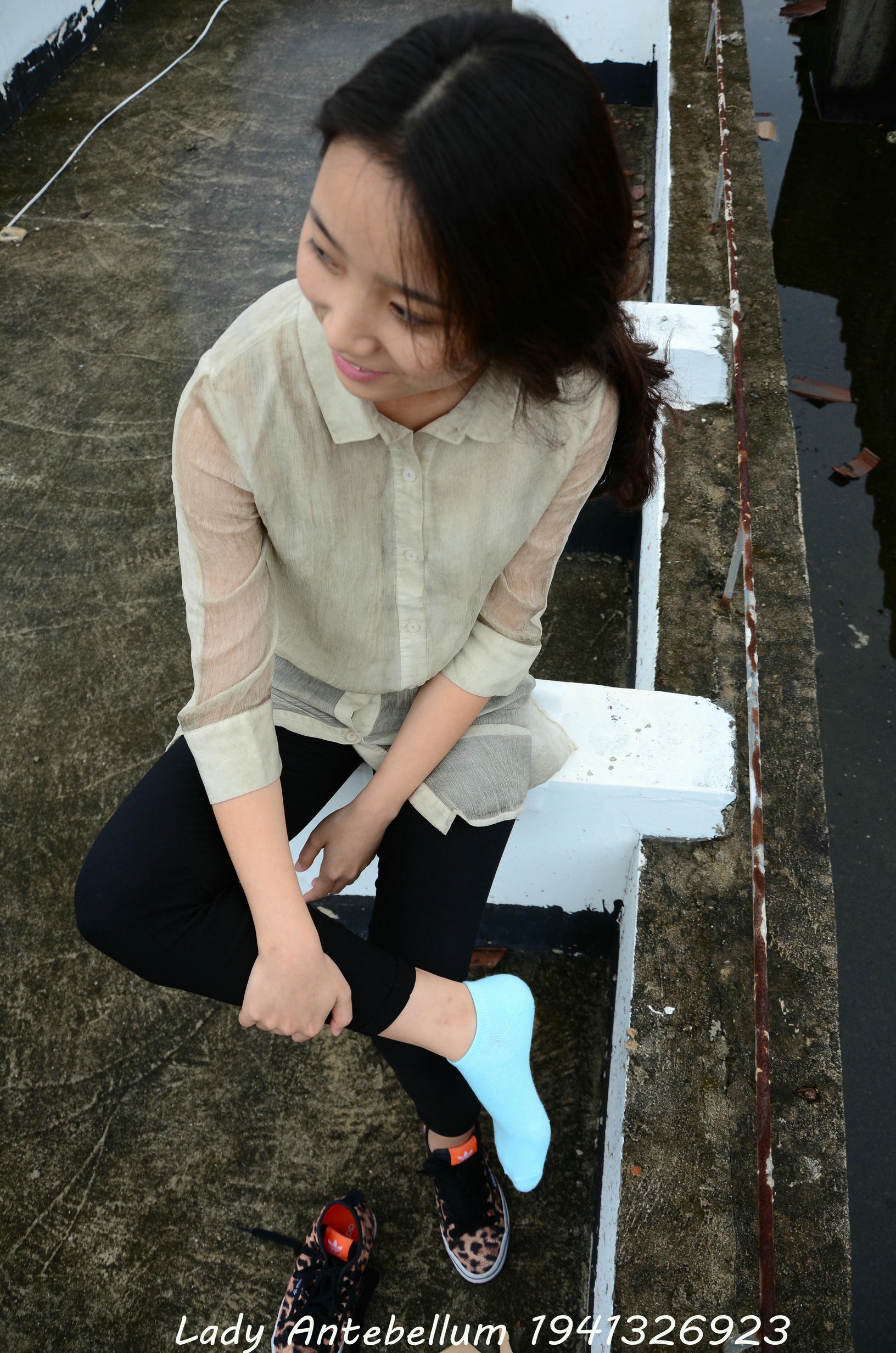 [战前女神] 恋足美腿棉袜女神级摄影套图 051 [155P-255MB]_第4集