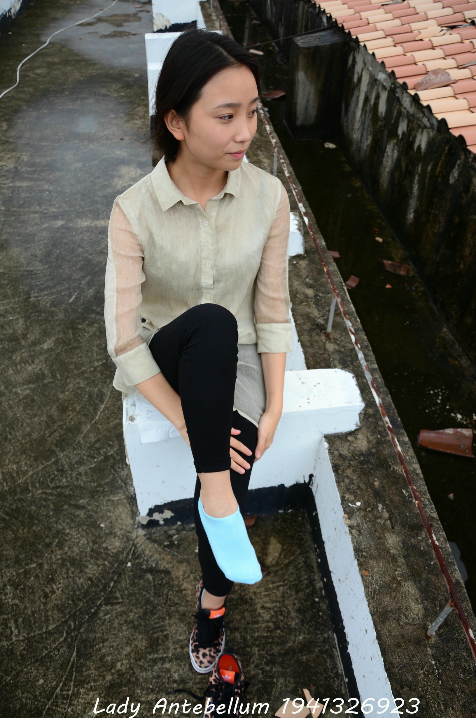 [战前女神] 恋足美腿棉袜女神级摄影套图 051 [155P-255MB]_第4集