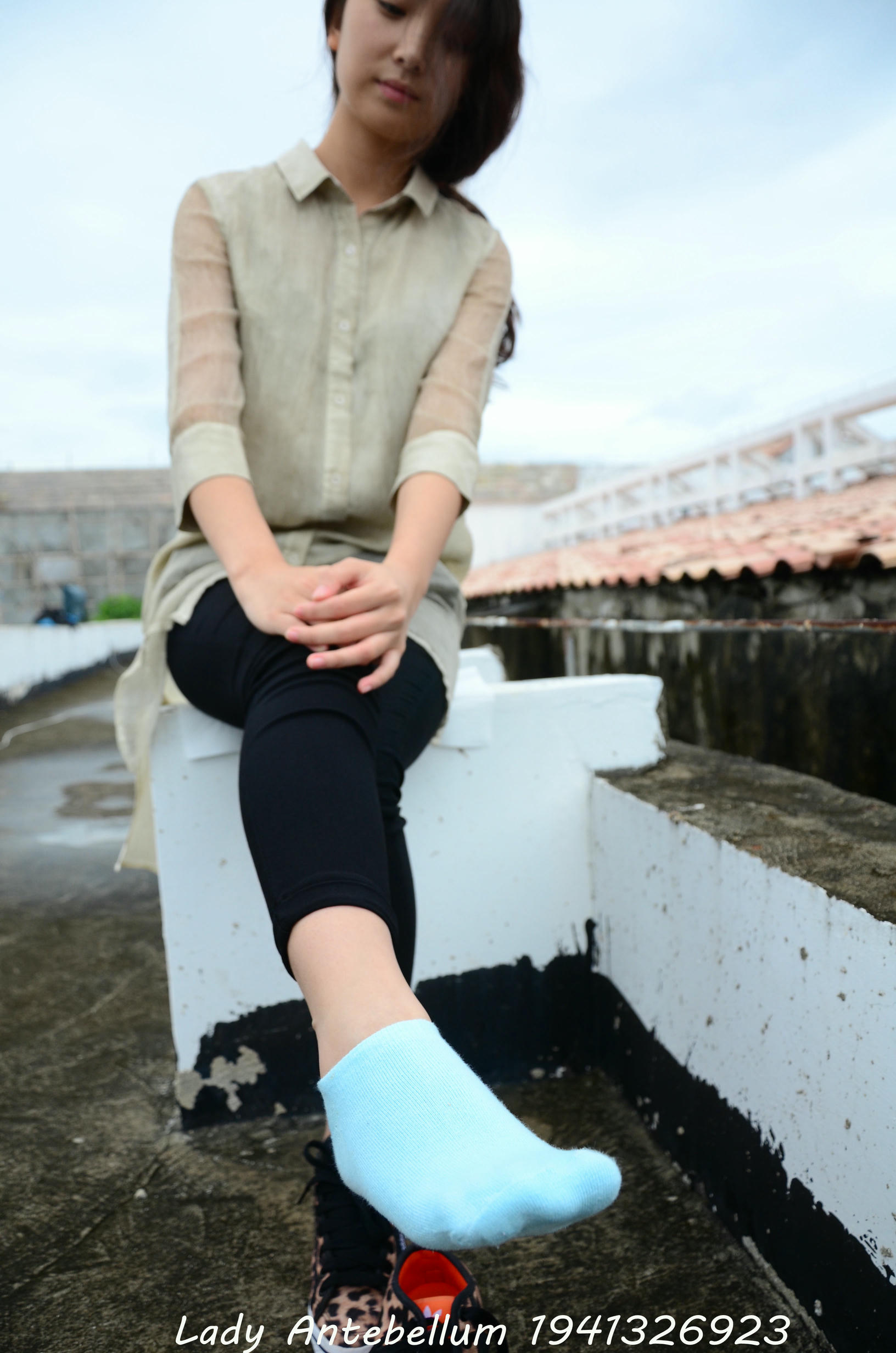 [战前女神] 恋足美腿棉袜女神级摄影套图 051 [155P-255MB]_第4集