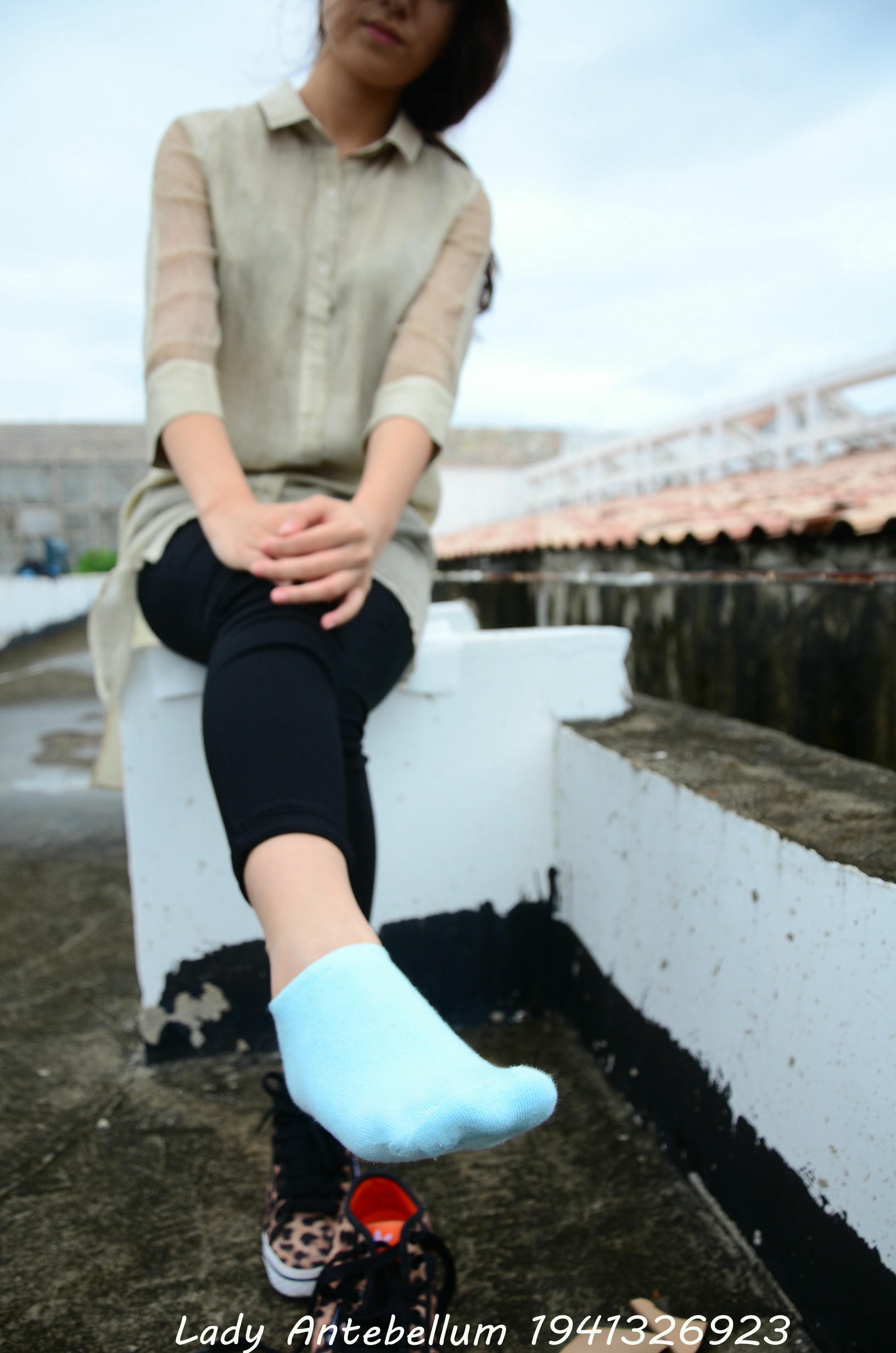 [战前女神] 恋足美腿棉袜女神级摄影套图 051 [155P-255MB]_第4集