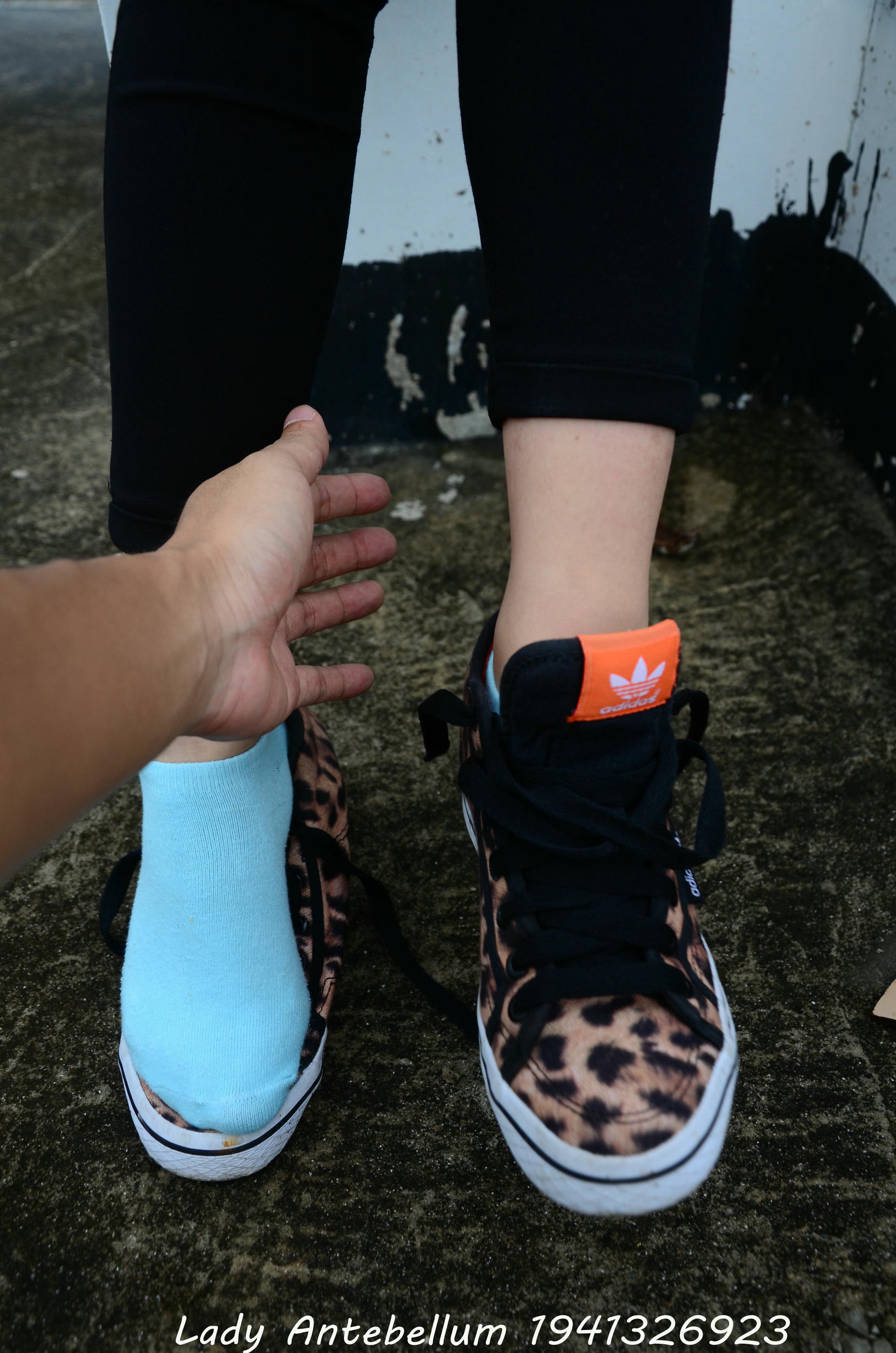 [战前女神] 恋足美腿棉袜女神级摄影套图 051 [155P-255MB]_第4集