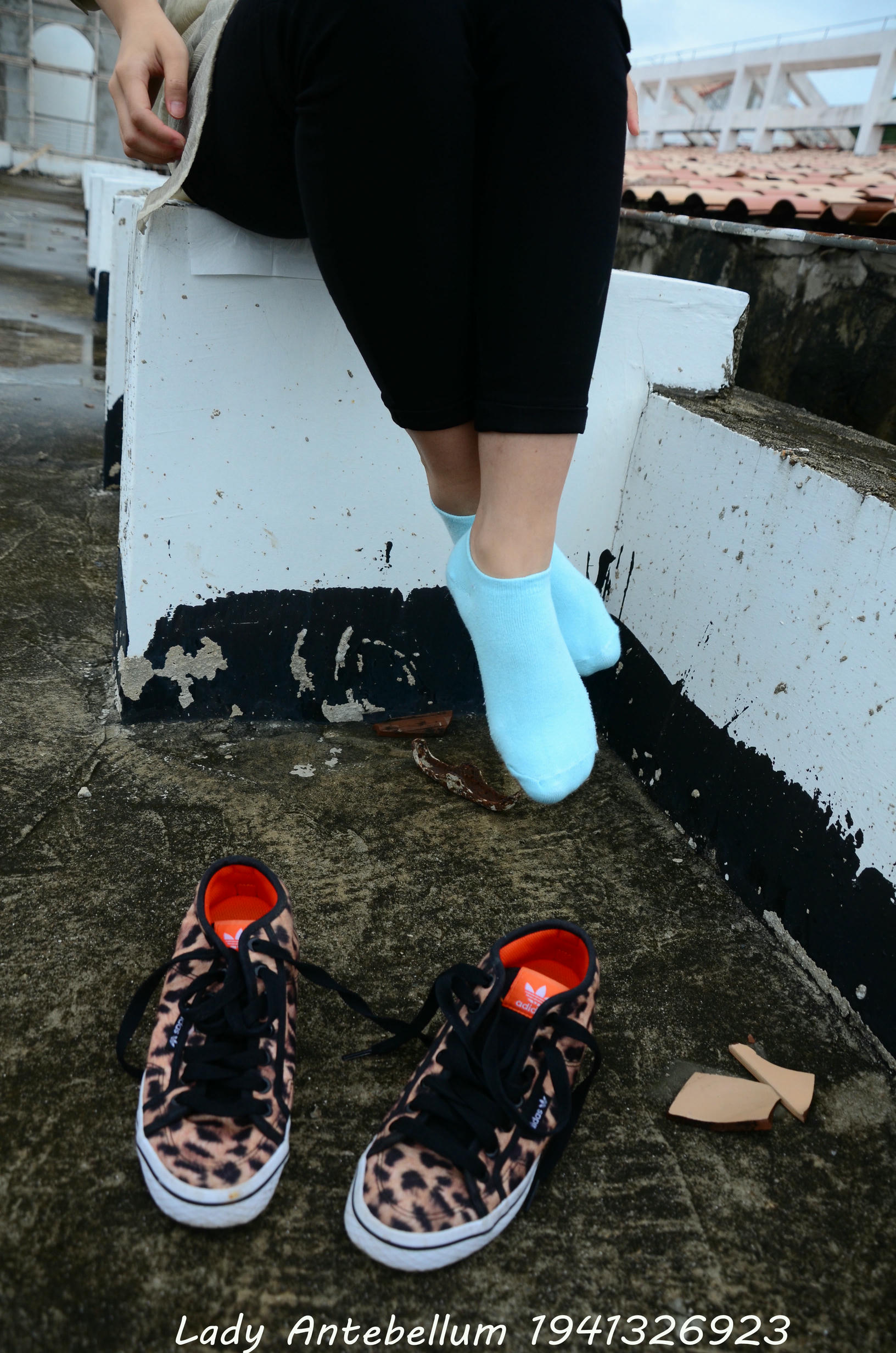 [战前女神] 恋足美腿棉袜女神级摄影套图 051 [155P-255MB]_第5集