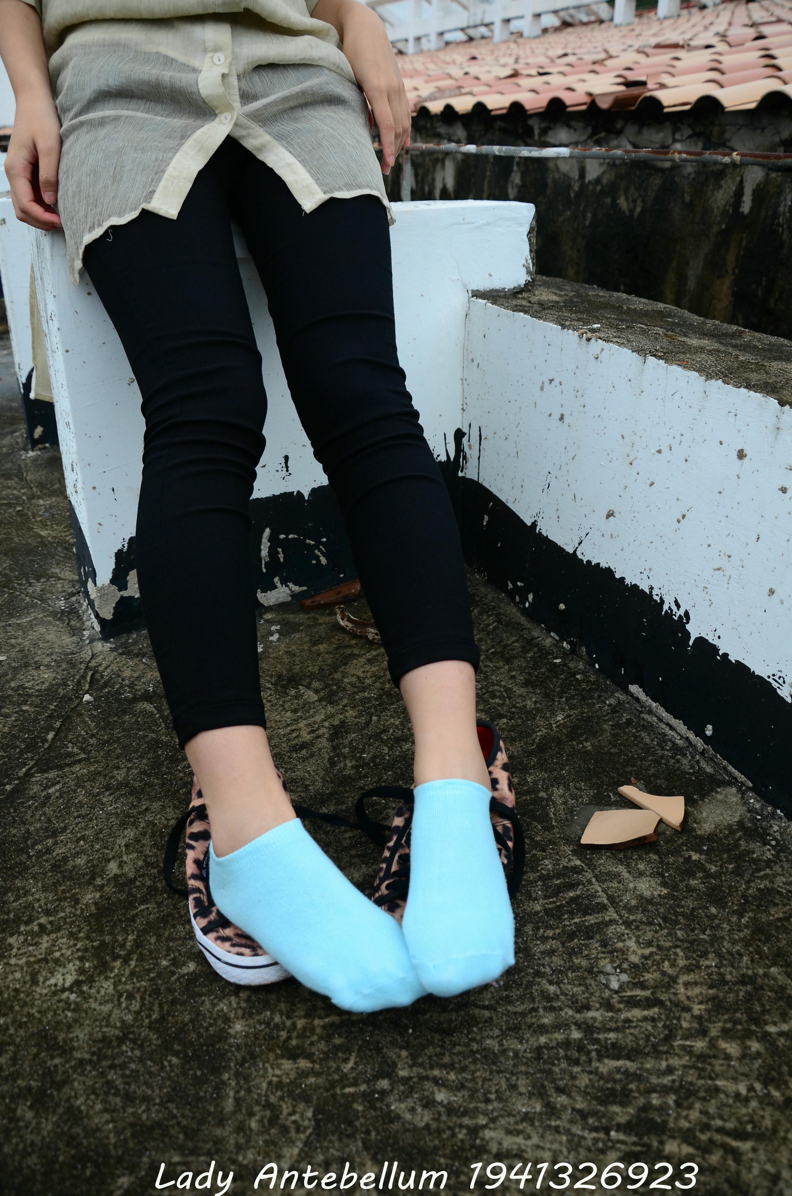 [战前女神] 恋足美腿棉袜女神级摄影套图 051 [155P-255MB]_第5集