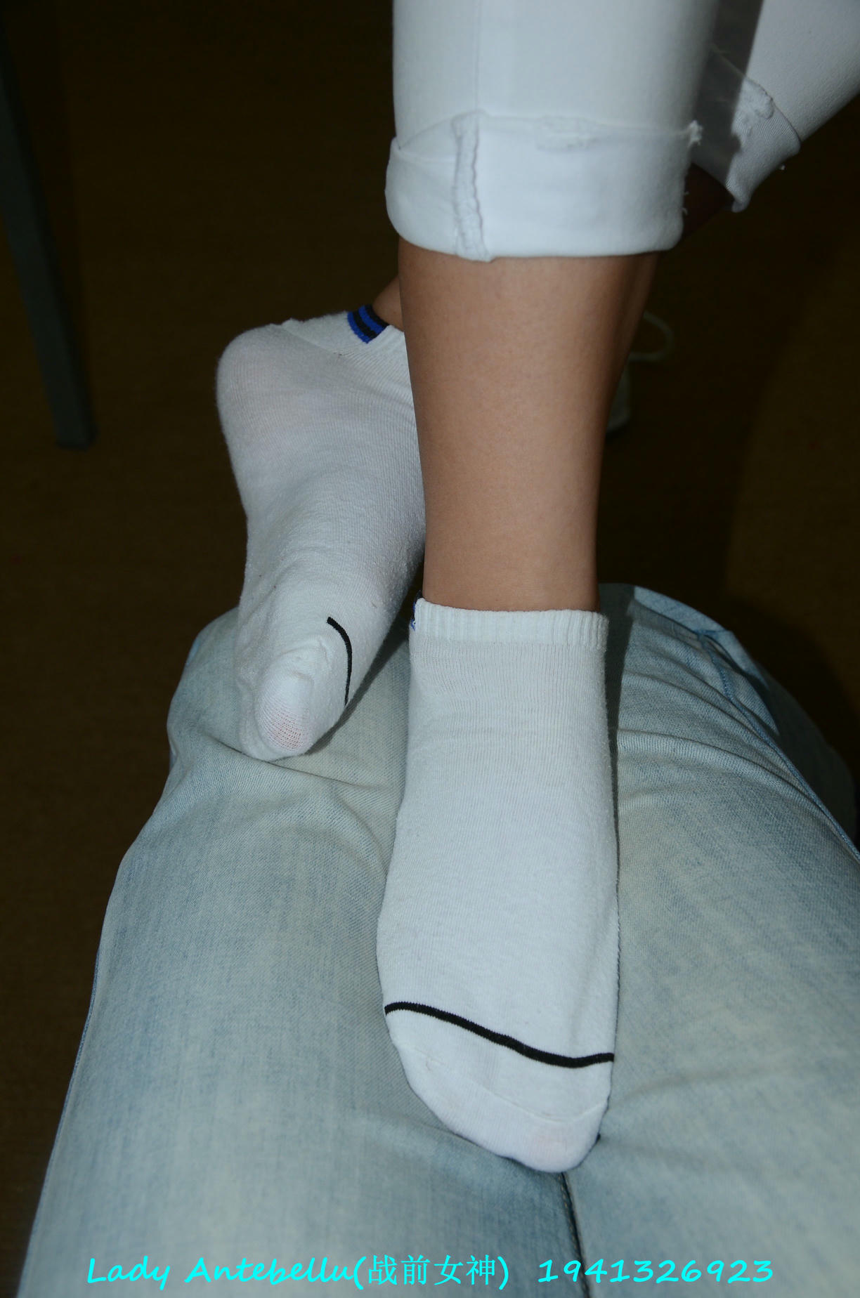 [战前女神] 恋足美腿棉袜女神级摄影套图 052 [179P-130MB]_第8集