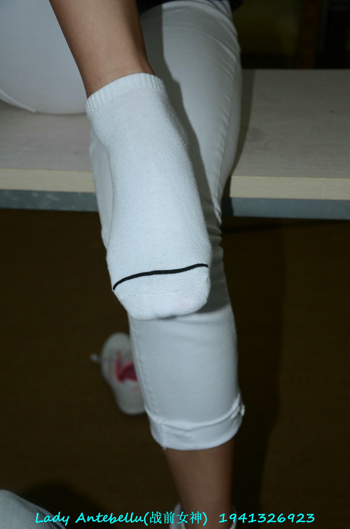 [战前女神] 恋足美腿棉袜女神级摄影套图 052 [179P-130MB]_第8集