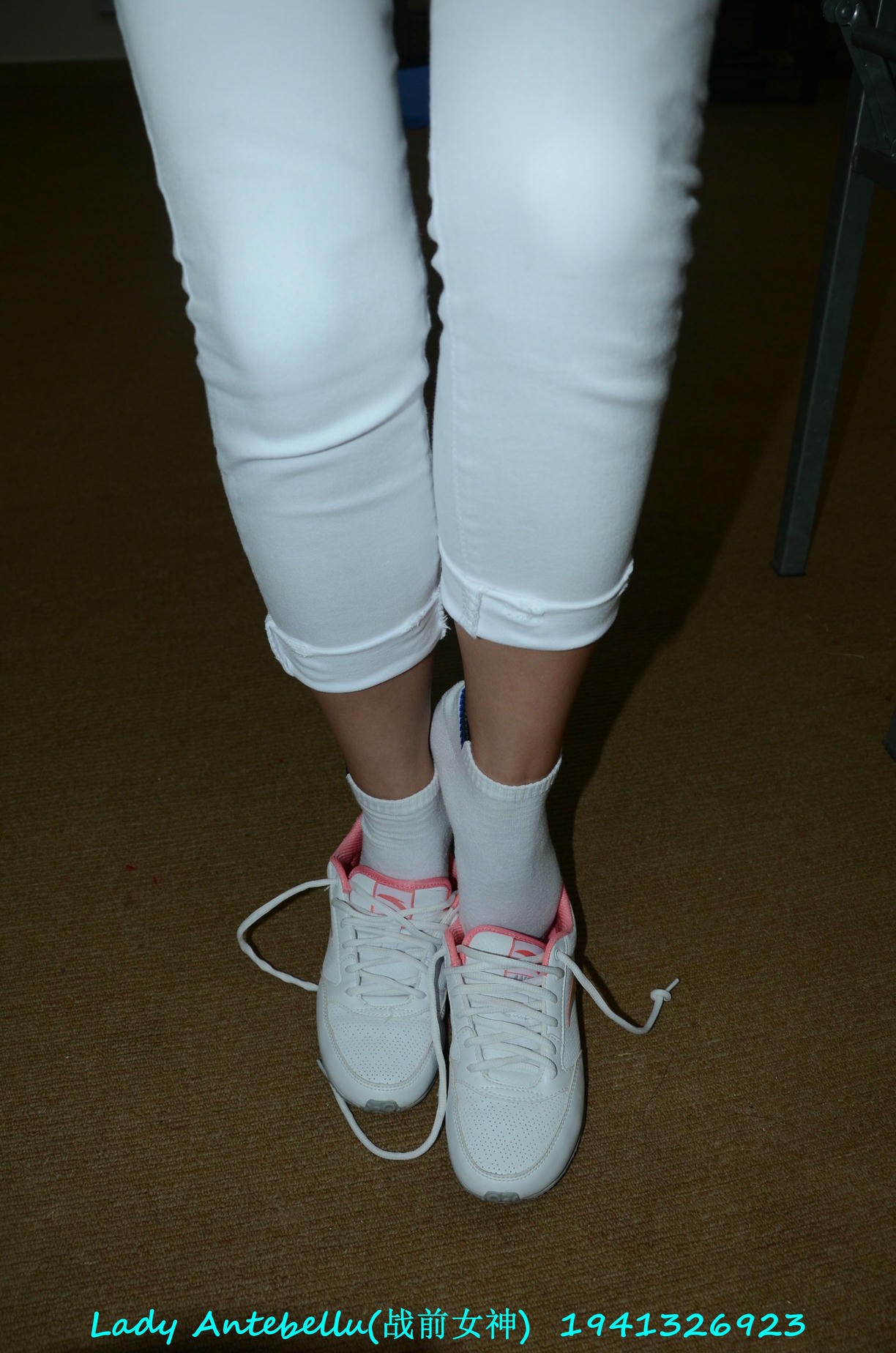 [战前女神] 恋足美腿棉袜女神级摄影套图 052 [179P-130MB]_第3集