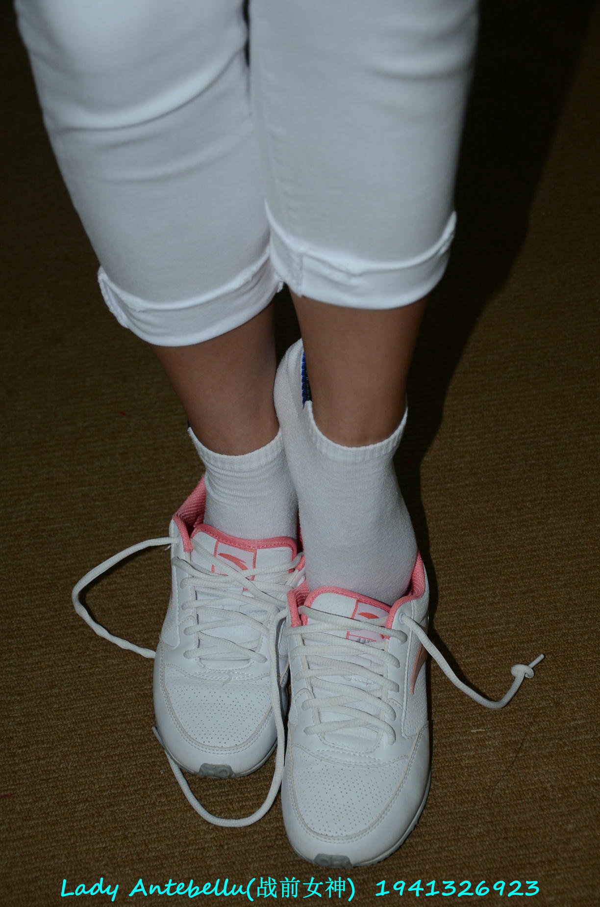 [战前女神] 恋足美腿棉袜女神级摄影套图 052 [179P-130MB]_第3集