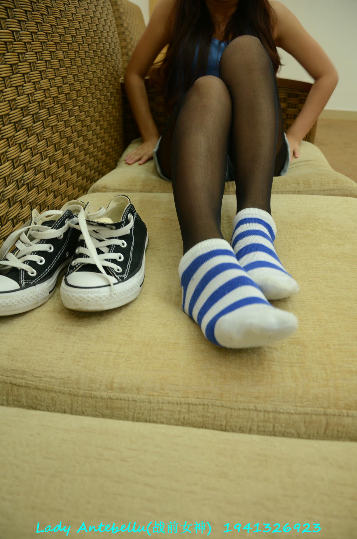 [战前女神] 恋足美腿棉袜女神级摄影套图 053 [288P-222MB]_第4集