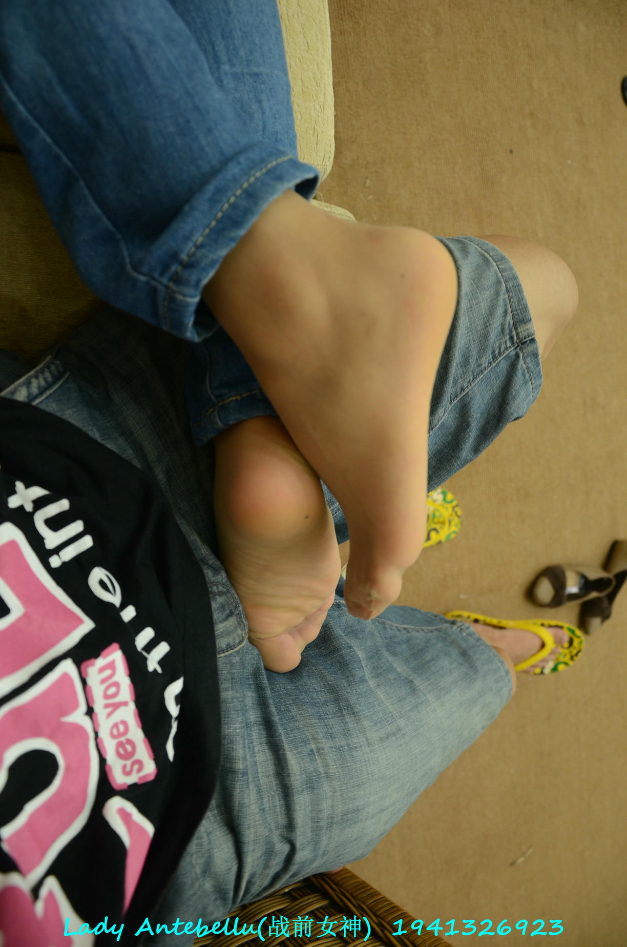 [战前女神] 恋足美腿棉袜女神级摄影套图 054 [129P-148MB]_第7集