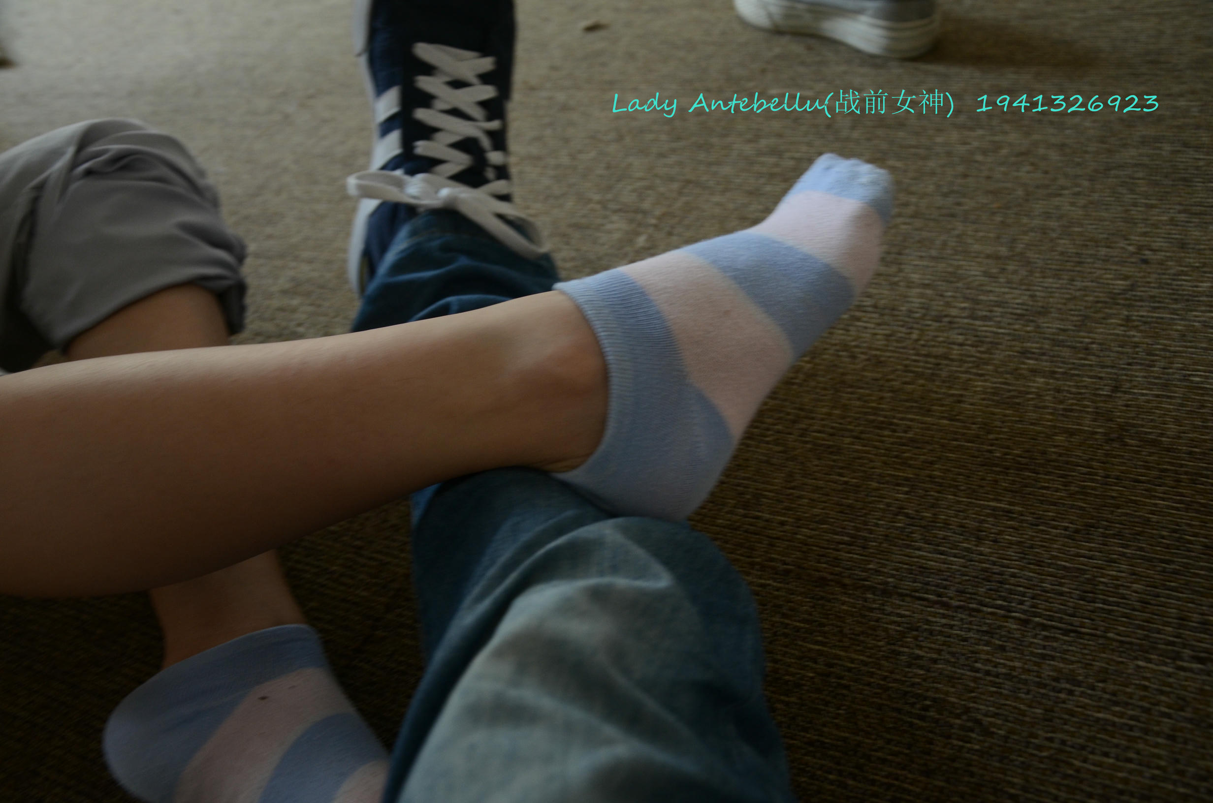 [战前女神] 恋足美腿棉袜女神级摄影套图 055 [159P-375MB]_第6集