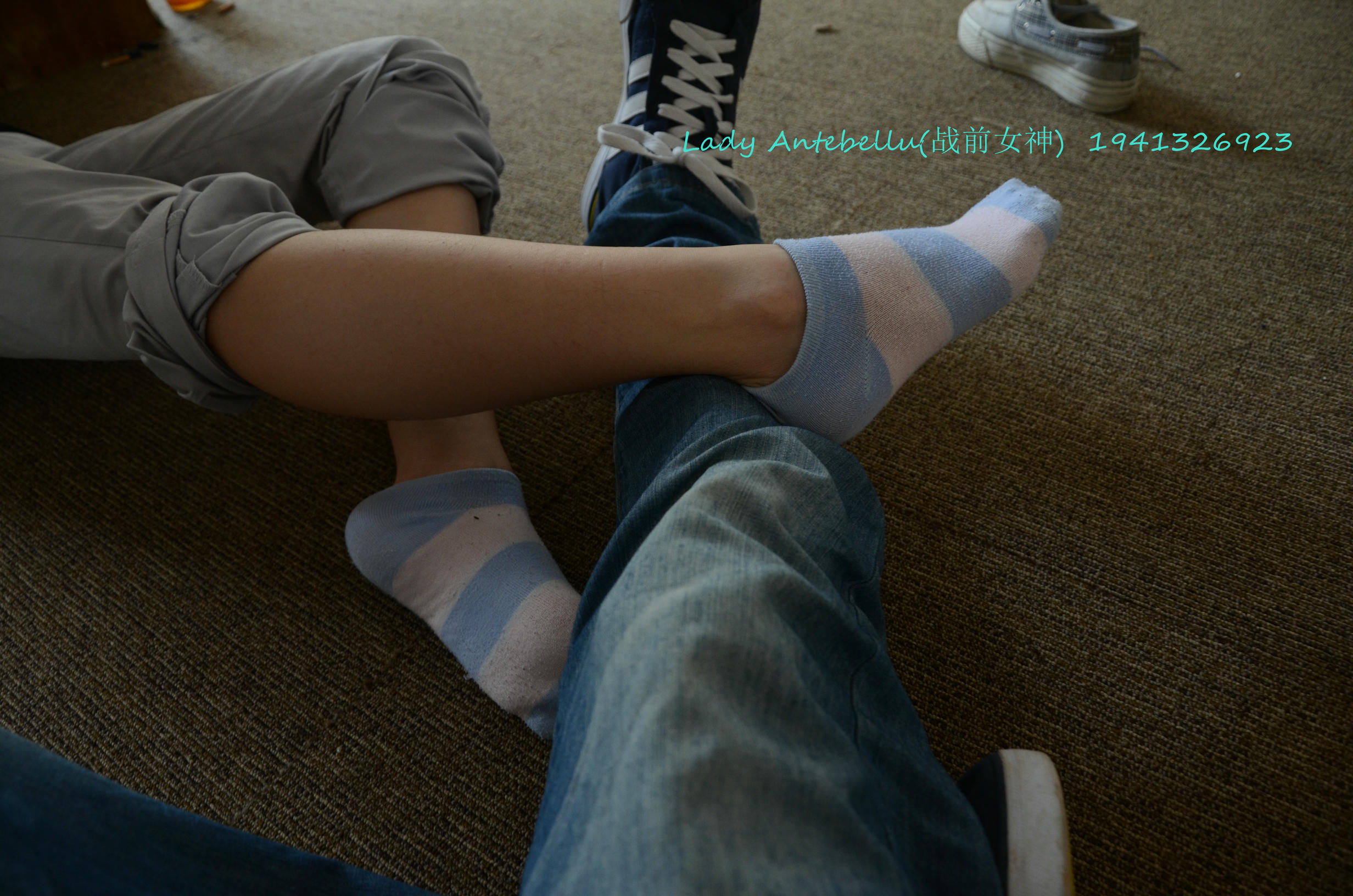 [战前女神] 恋足美腿棉袜女神级摄影套图 055 [159P-375MB]_第6集