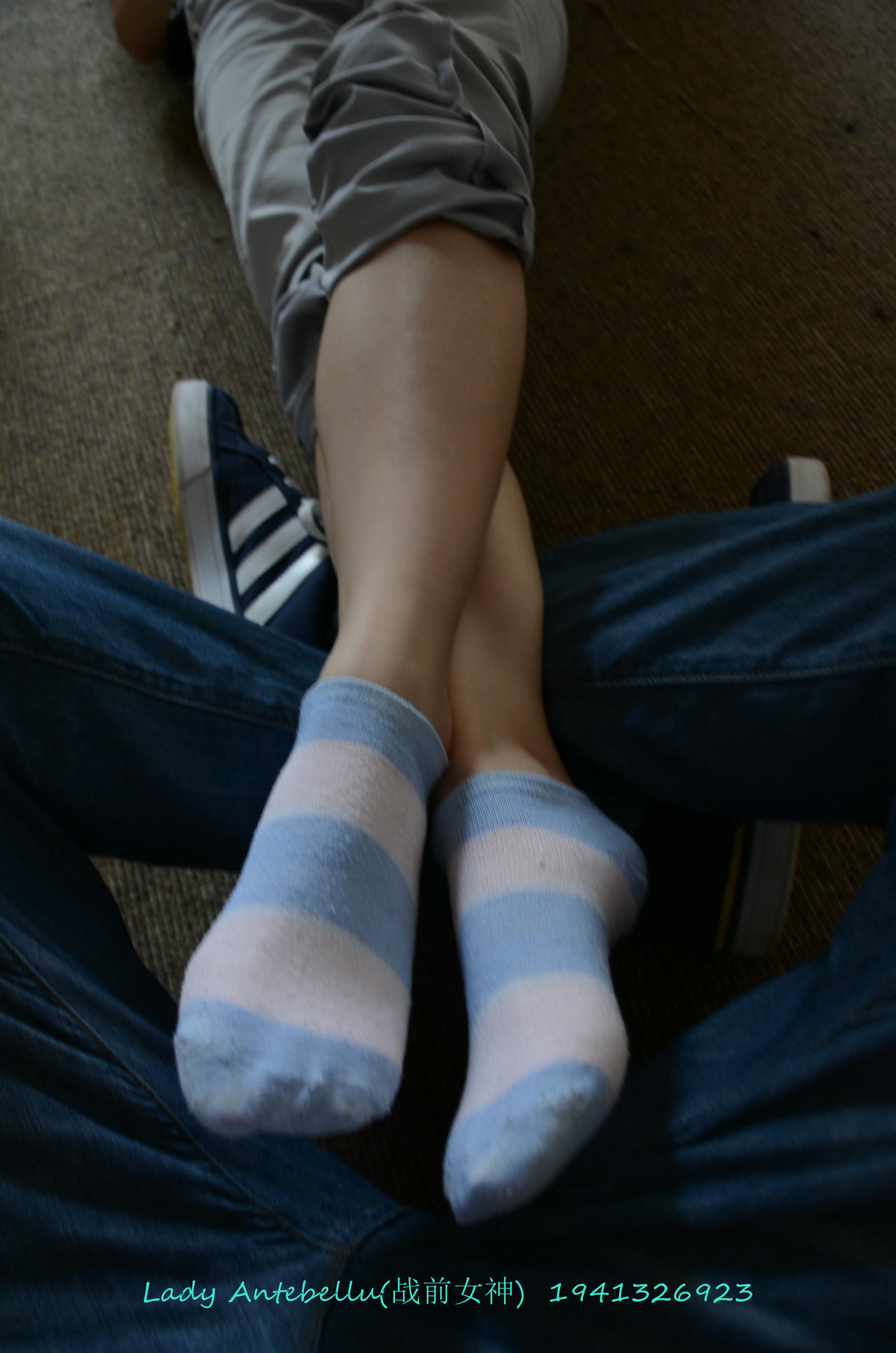 [战前女神] 恋足美腿棉袜女神级摄影套图 055 [159P-375MB]_第6集