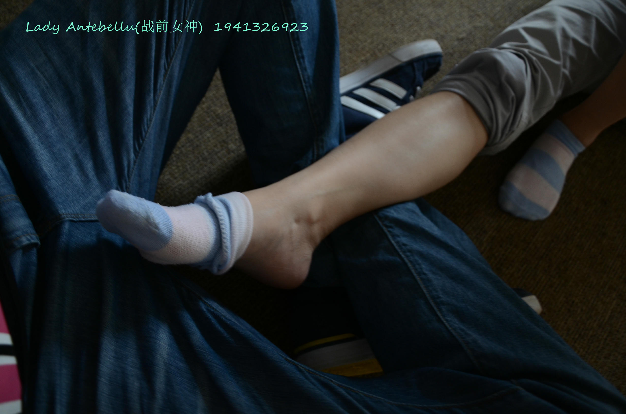 [战前女神] 恋足美腿棉袜女神级摄影套图 055 [159P-375MB]_第7集