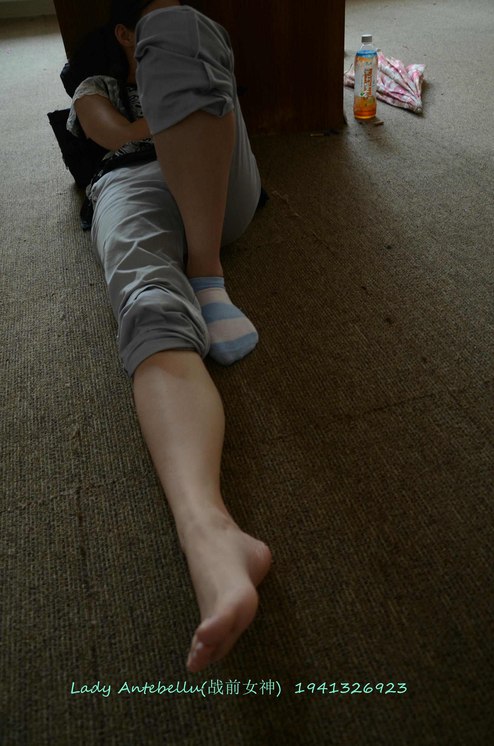 [战前女神] 恋足美腿棉袜女神级摄影套图 055 [159P-375MB]_第7集