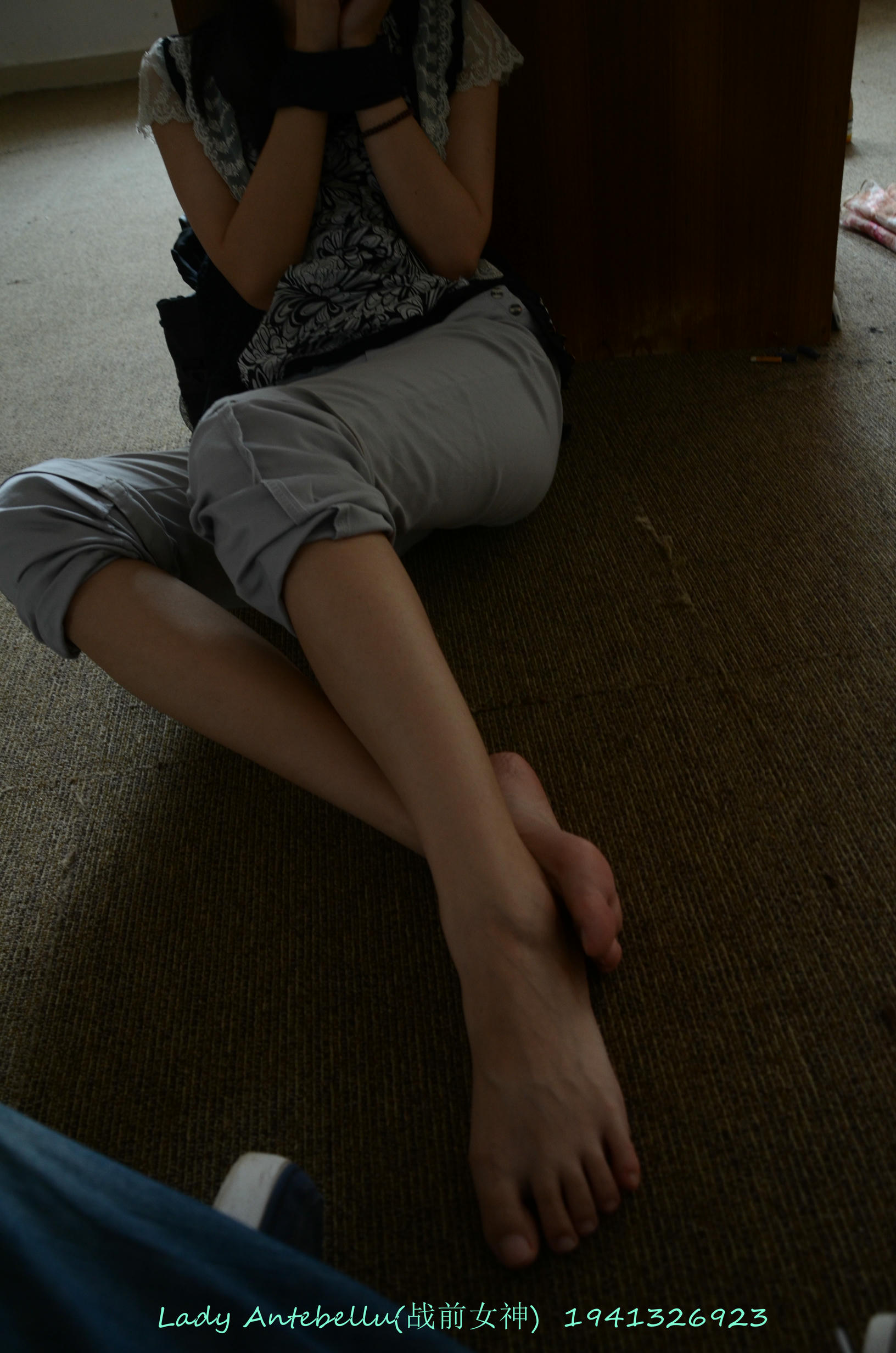 [战前女神] 恋足美腿棉袜女神级摄影套图 055 [159P-375MB]_第8集