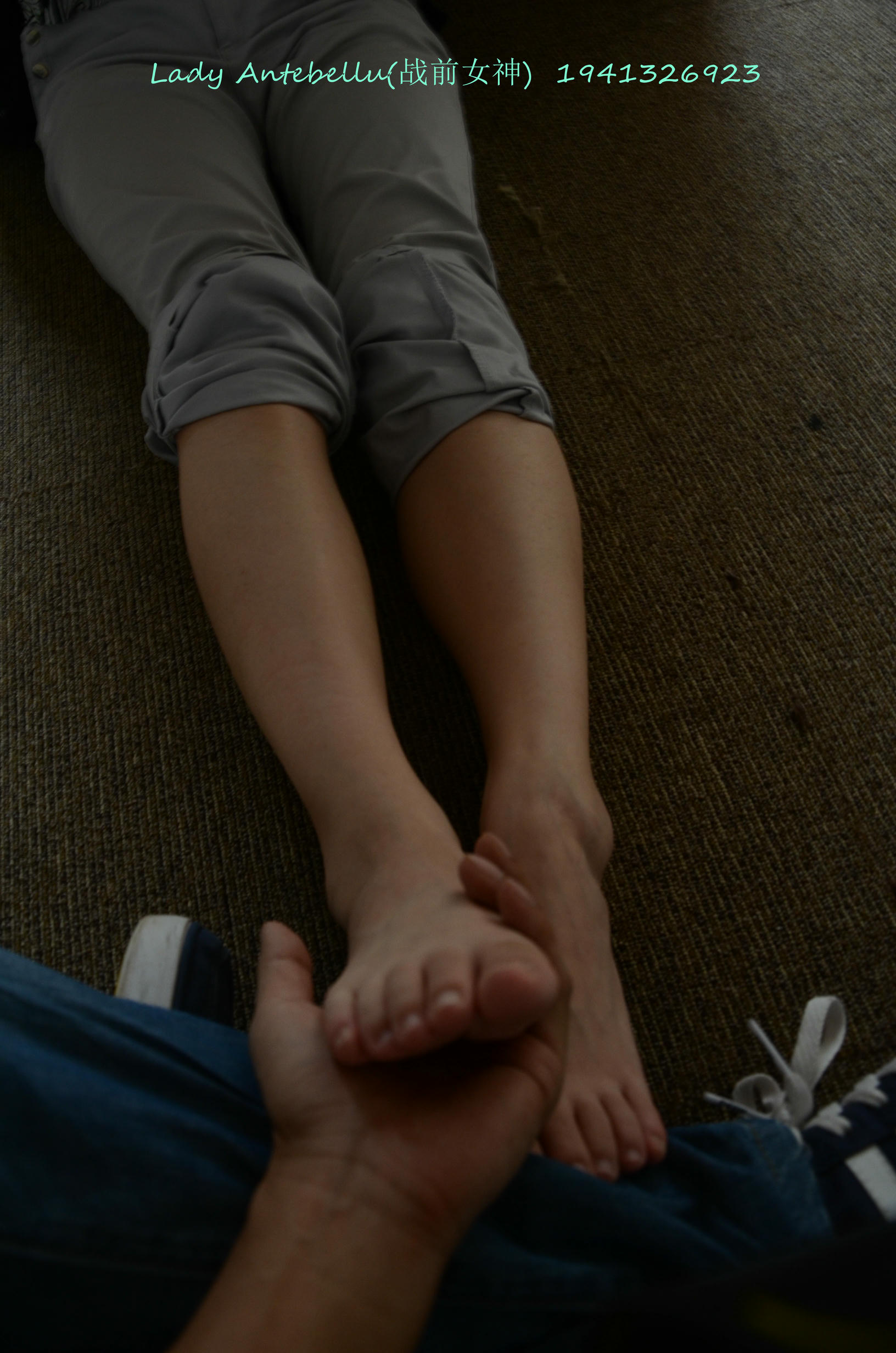 [战前女神] 恋足美腿棉袜女神级摄影套图 055 [159P-375MB]_第8集