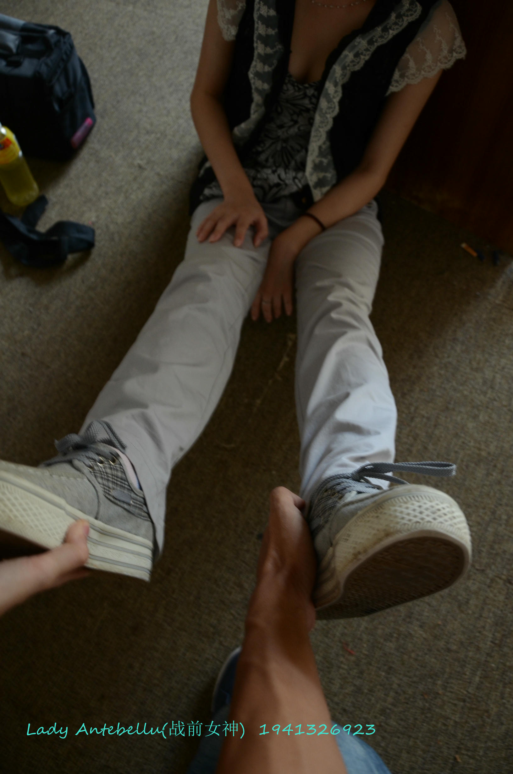 [战前女神] 恋足美腿棉袜女神级摄影套图 055 [159P-375MB]_第2集