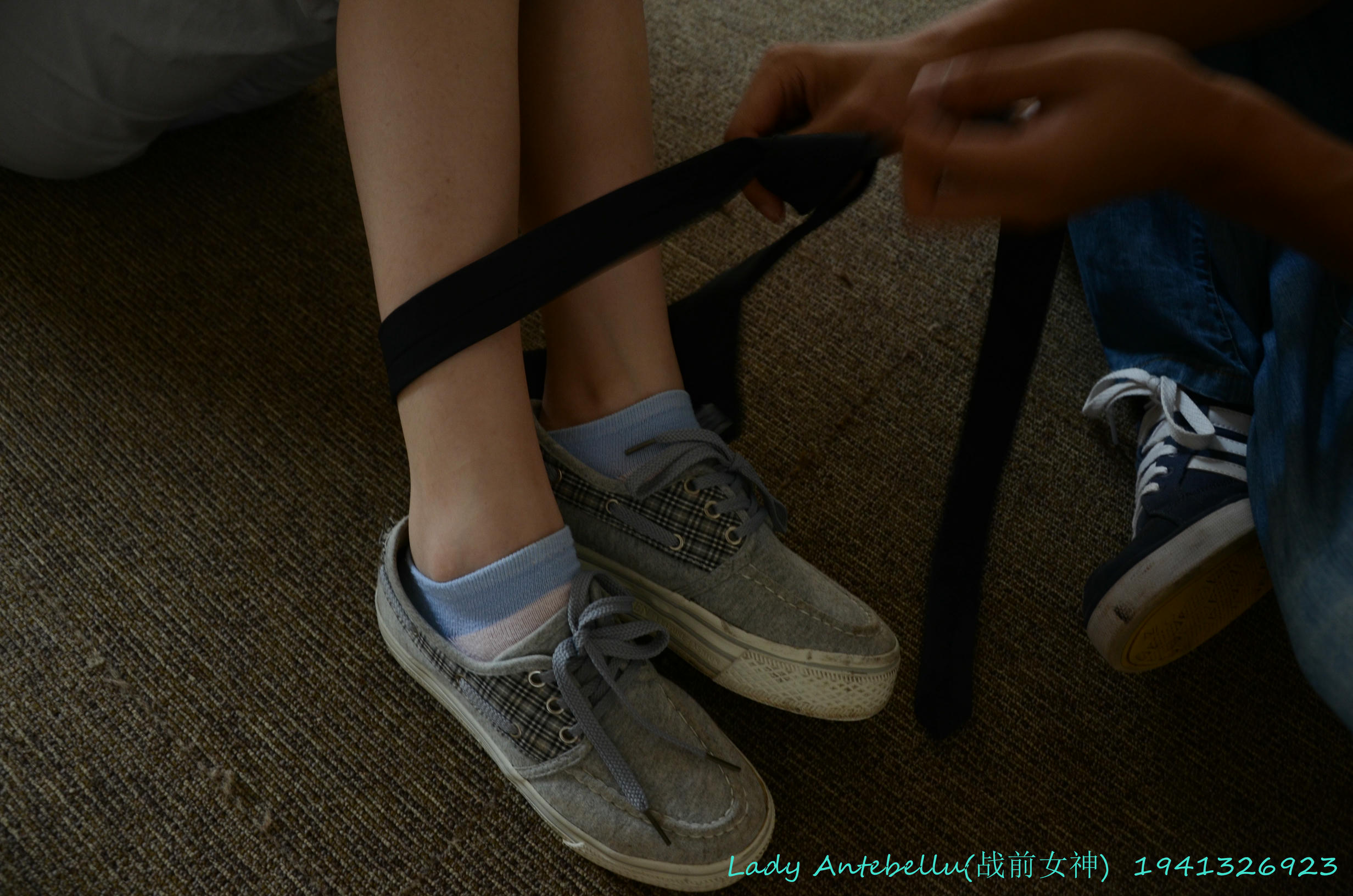 [战前女神] 恋足美腿棉袜女神级摄影套图 055 [159P-375MB]_第2集