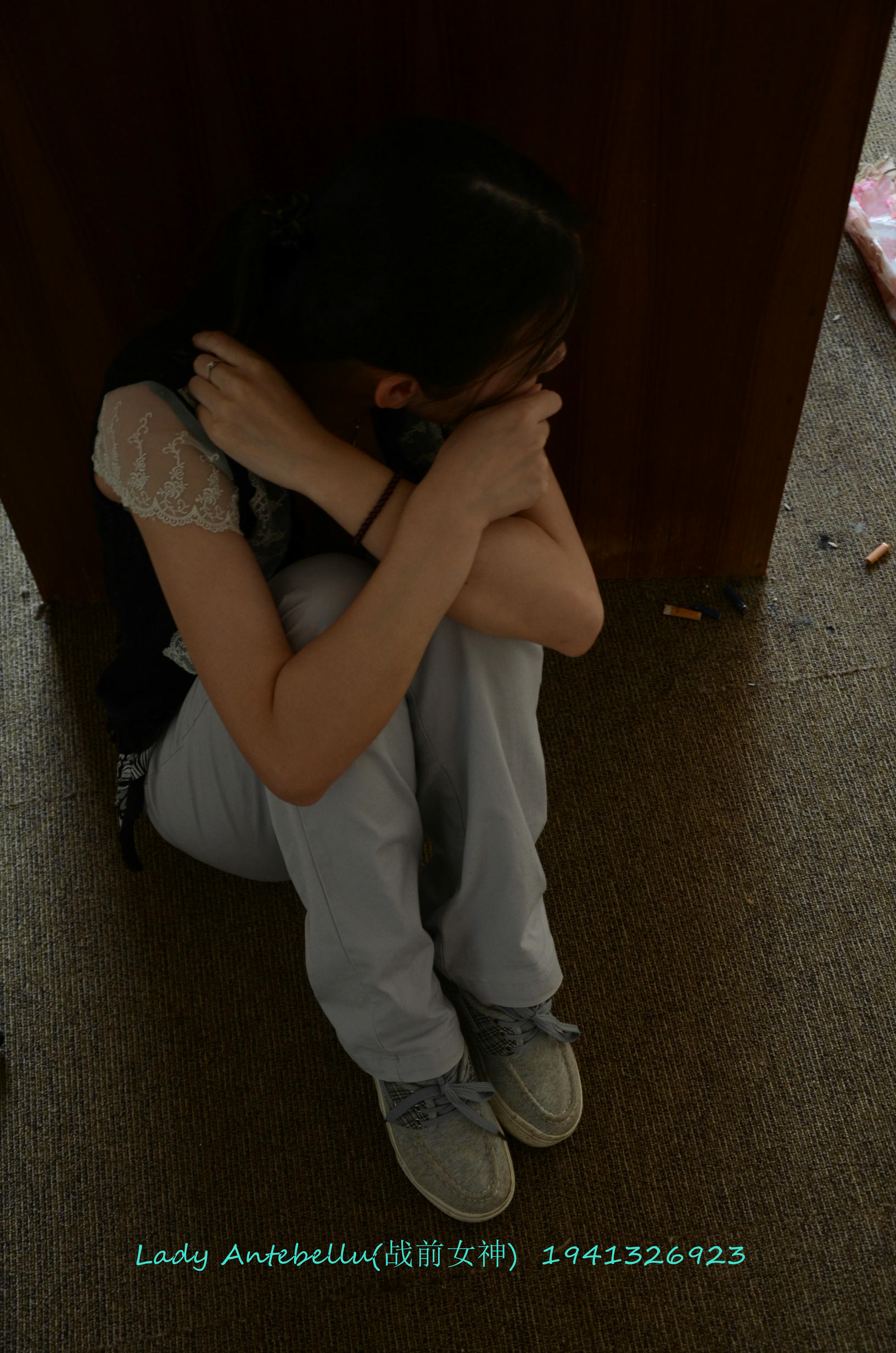 [战前女神] 恋足美腿棉袜女神级摄影套图 055 [159P-375MB]_第1集