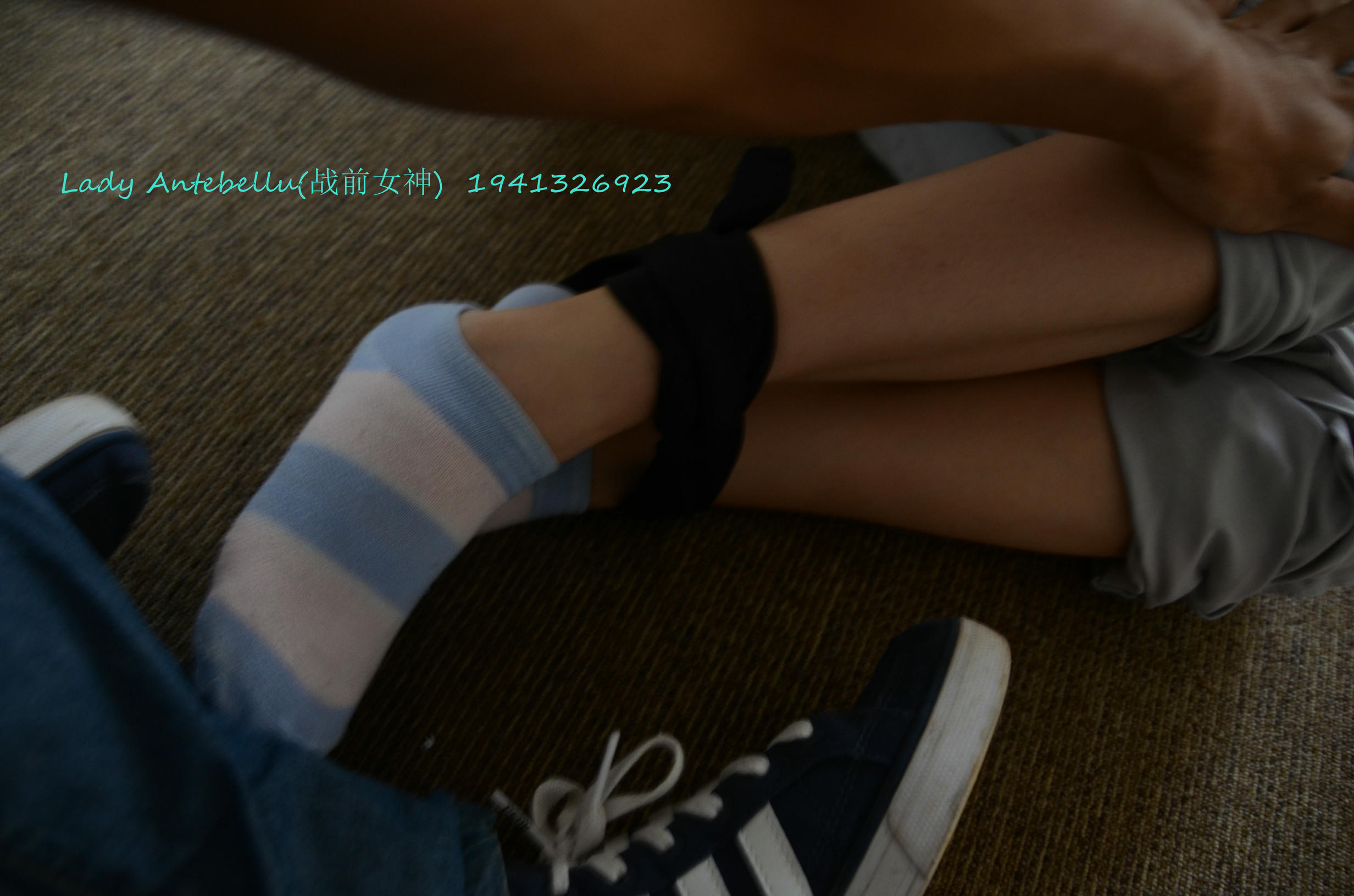 [战前女神] 恋足美腿棉袜女神级摄影套图 055 [159P-375MB]_第4集