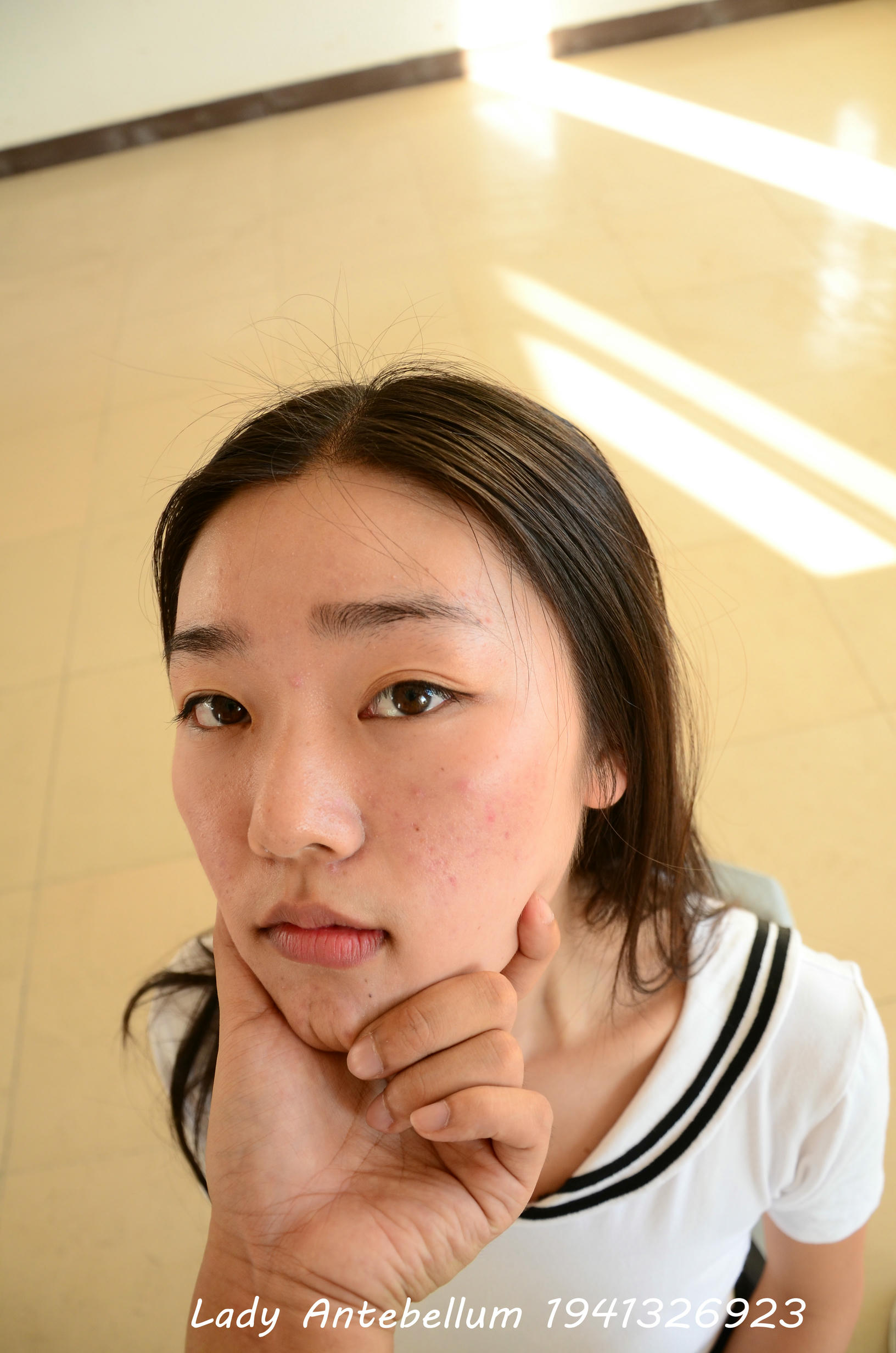 [战前女神] 恋足美腿棉袜女神级摄影套图 059 [92P-199MB]_第1集