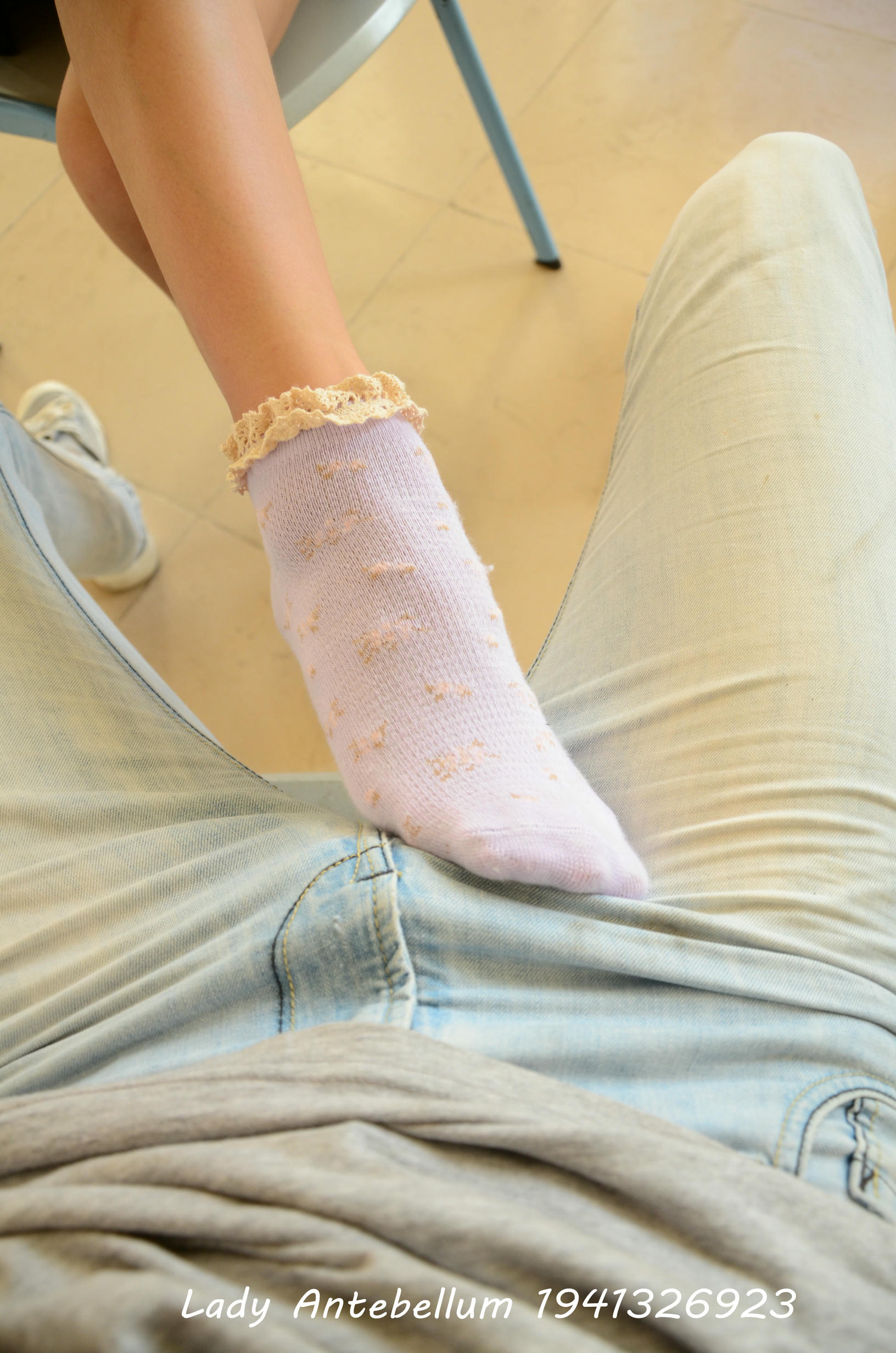 [战前女神] 恋足美腿棉袜女神级摄影套图 059 [92P-199MB]_第3集