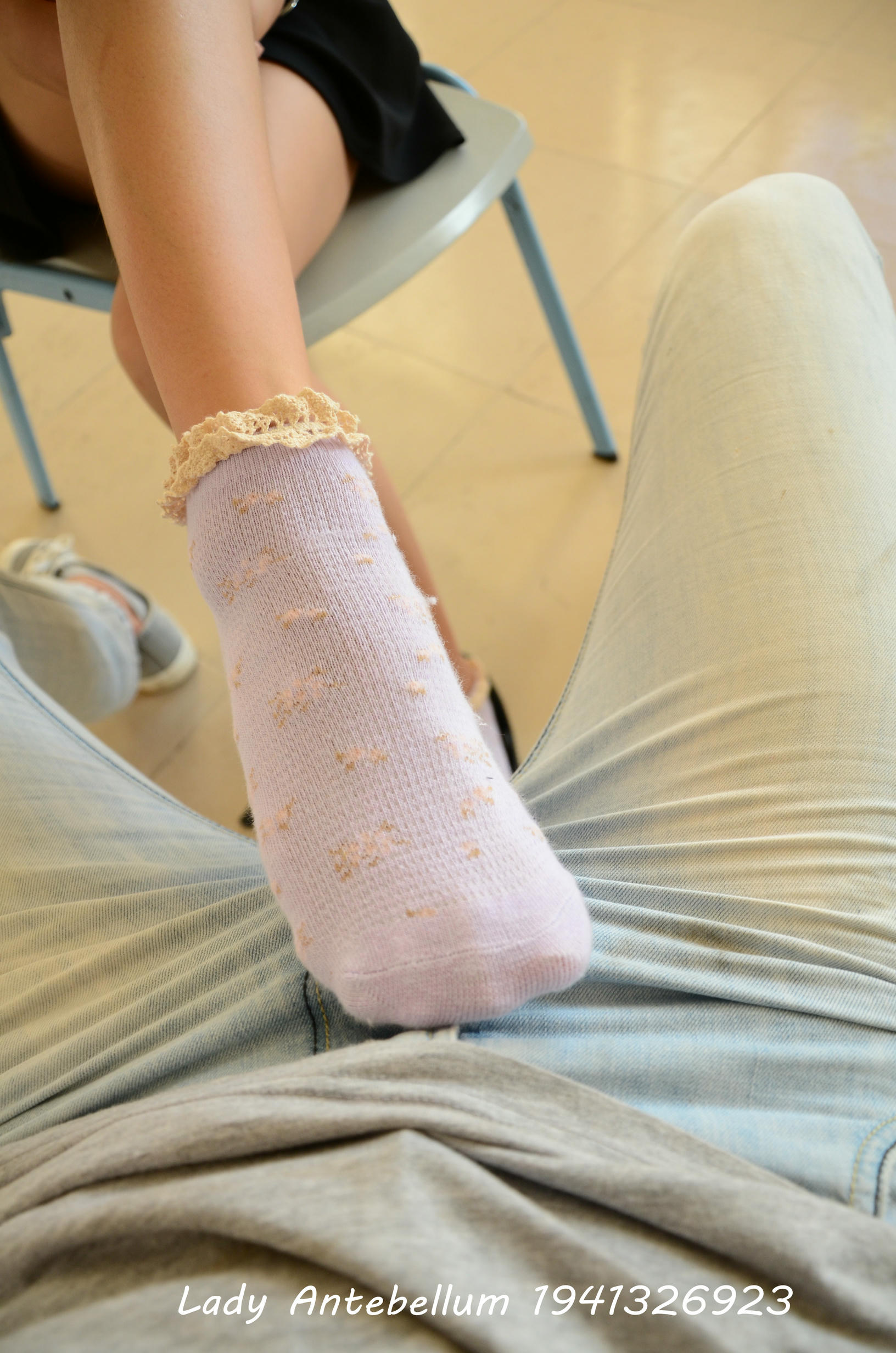 [战前女神] 恋足美腿棉袜女神级摄影套图 059 [92P-199MB]_第4集