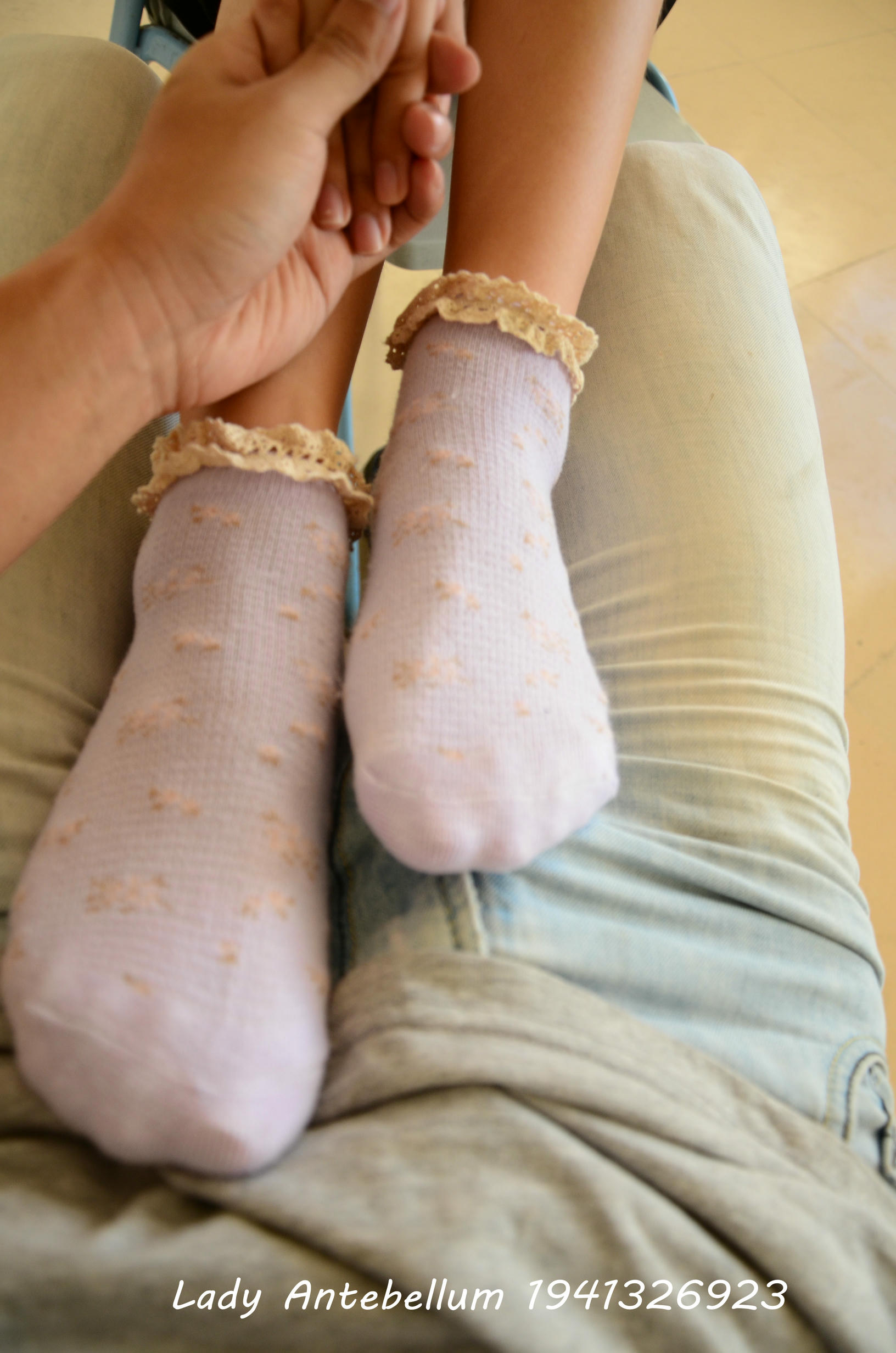 [战前女神] 恋足美腿棉袜女神级摄影套图 059 [92P-199MB]_第5集