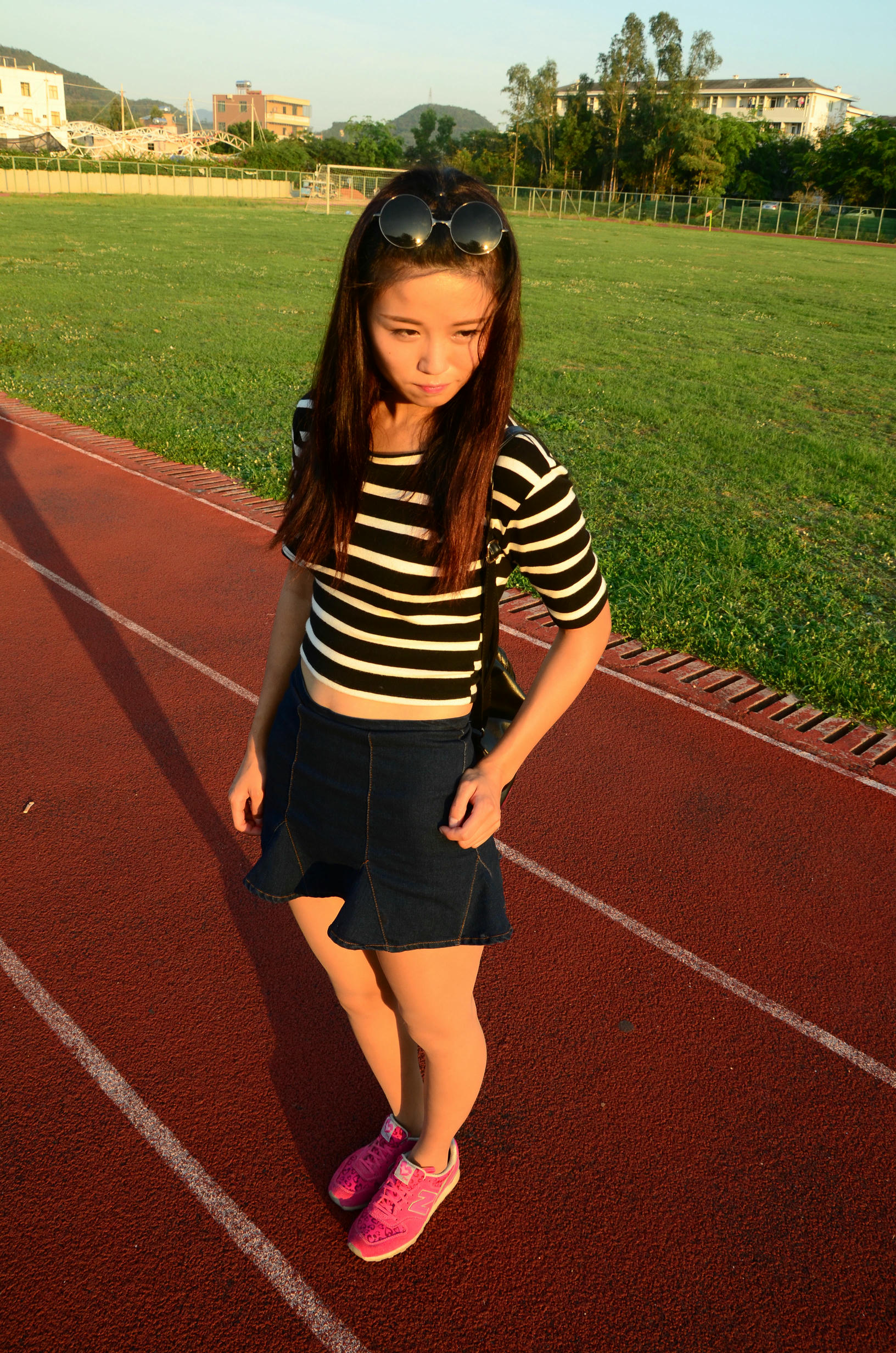 [战前女神] 恋足美腿棉袜女神级摄影套图 006 [101P-201MB]_第1集