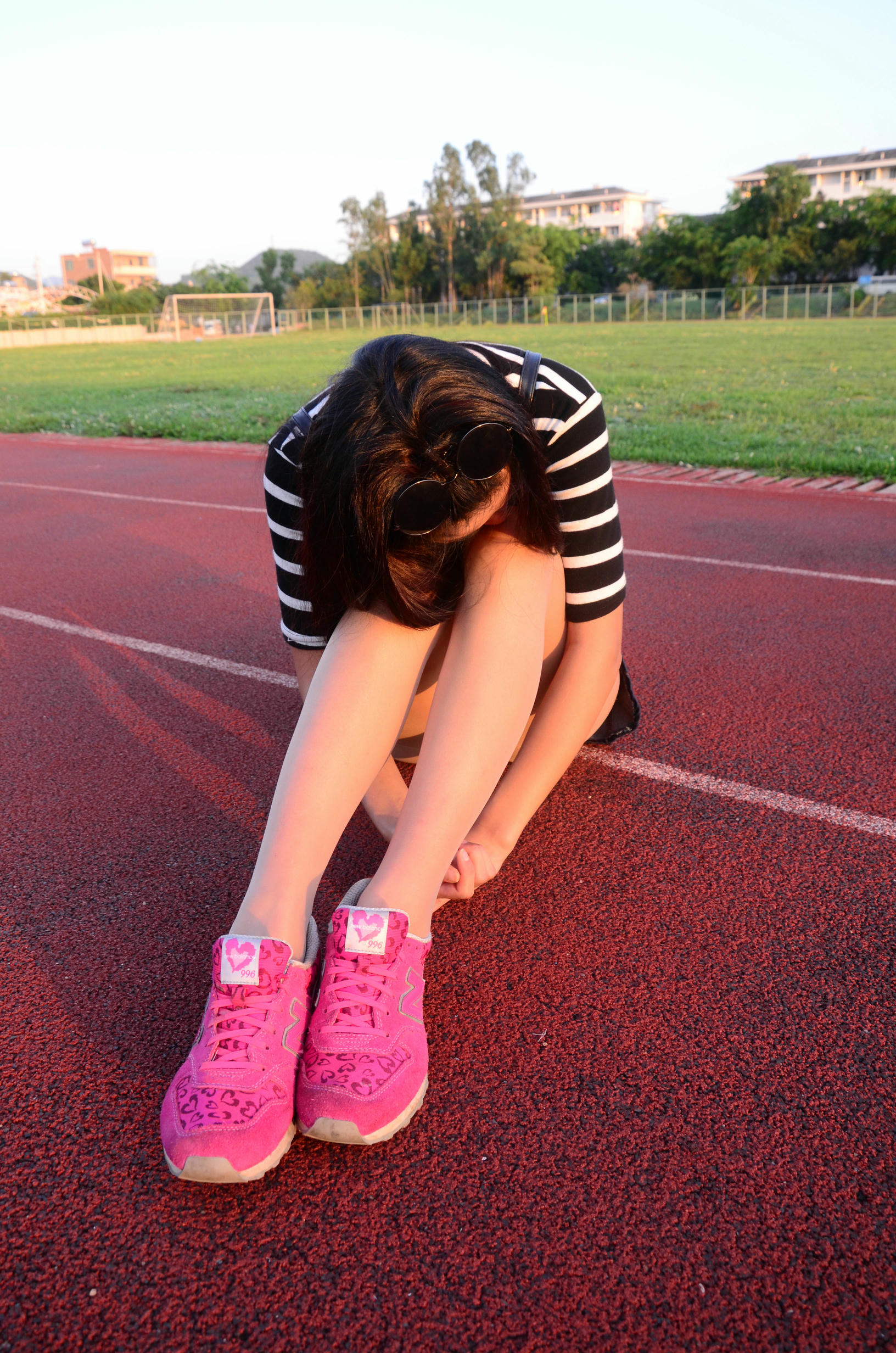 [战前女神] 恋足美腿棉袜女神级摄影套图 006 [101P-201MB]_第1集