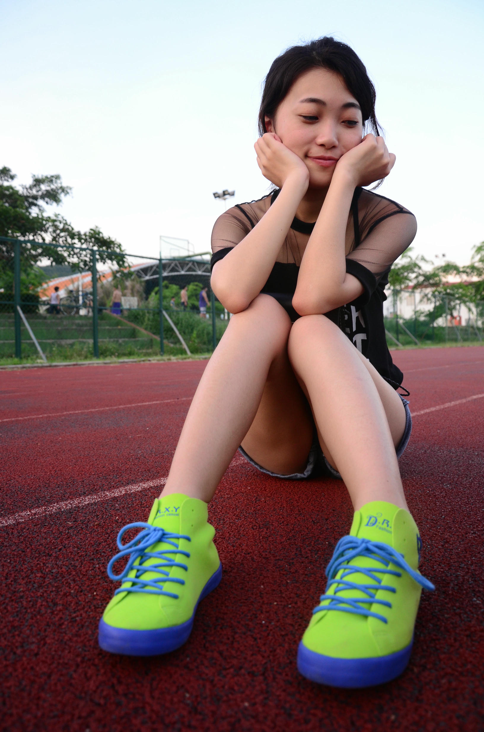 [战前女神] 恋足美腿棉袜女神级摄影套图 006 [101P-201MB]_第3集