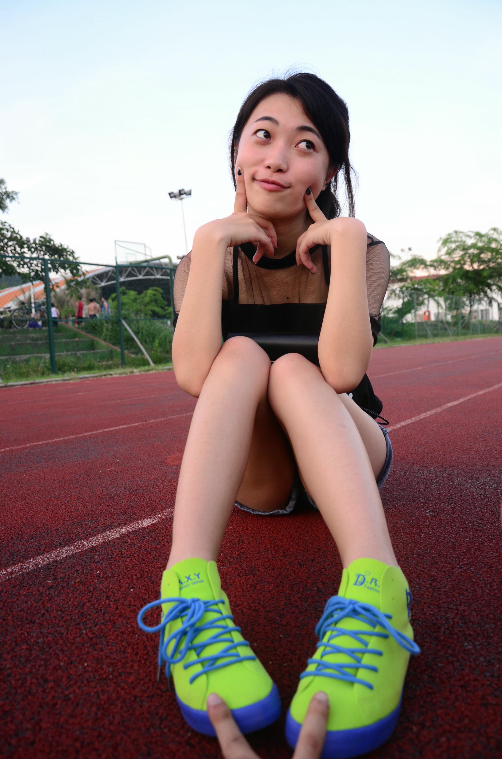 [战前女神] 恋足美腿棉袜女神级摄影套图 006 [101P-201MB]_第3集