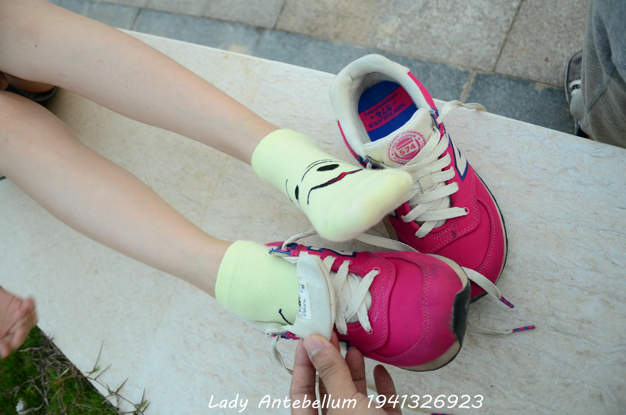 [战前女神] 恋足美腿棉袜女神级摄影套图 060 [101P-155MB]_第2集