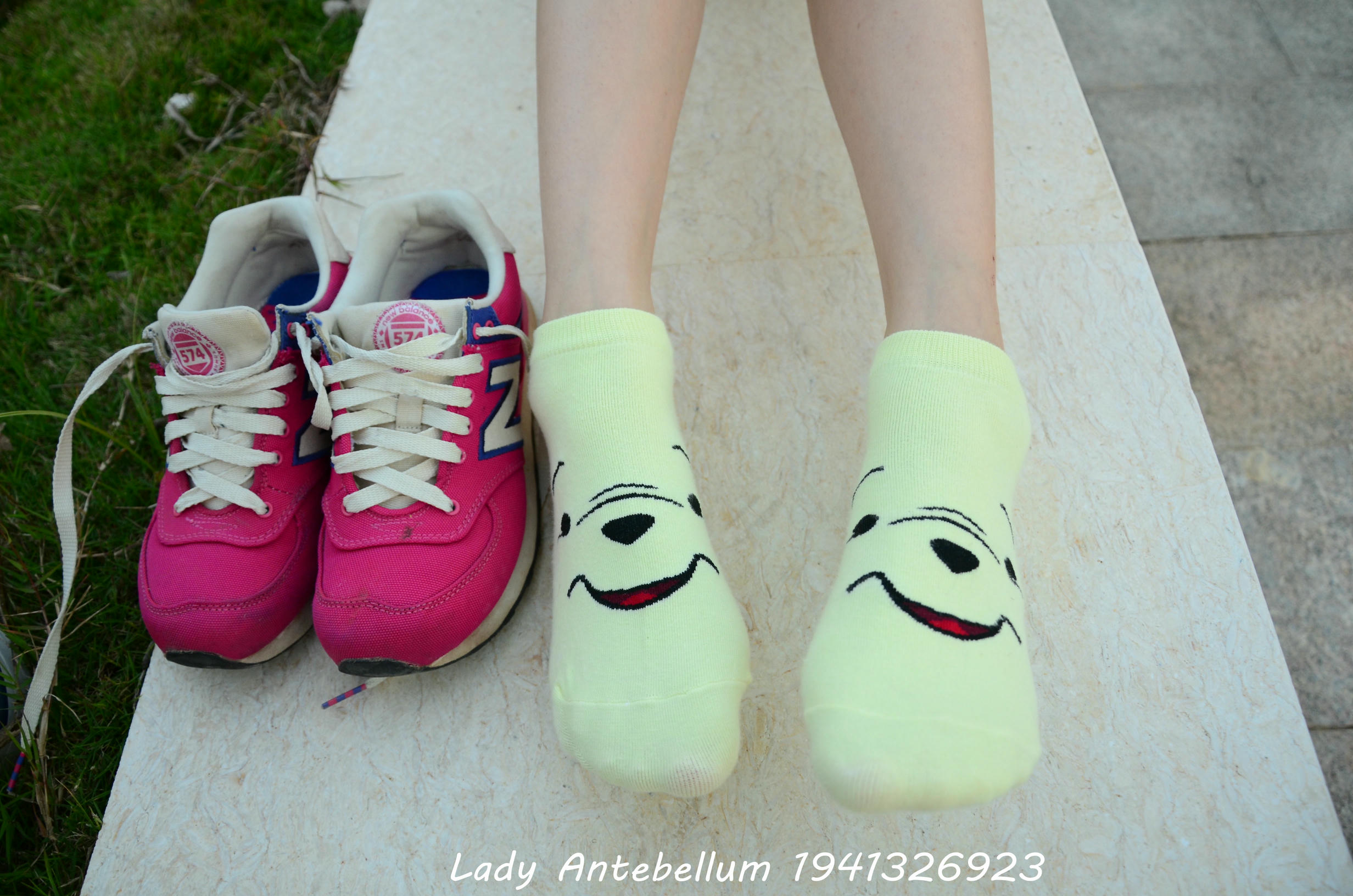 [战前女神] 恋足美腿棉袜女神级摄影套图 060 [101P-155MB]_第3集