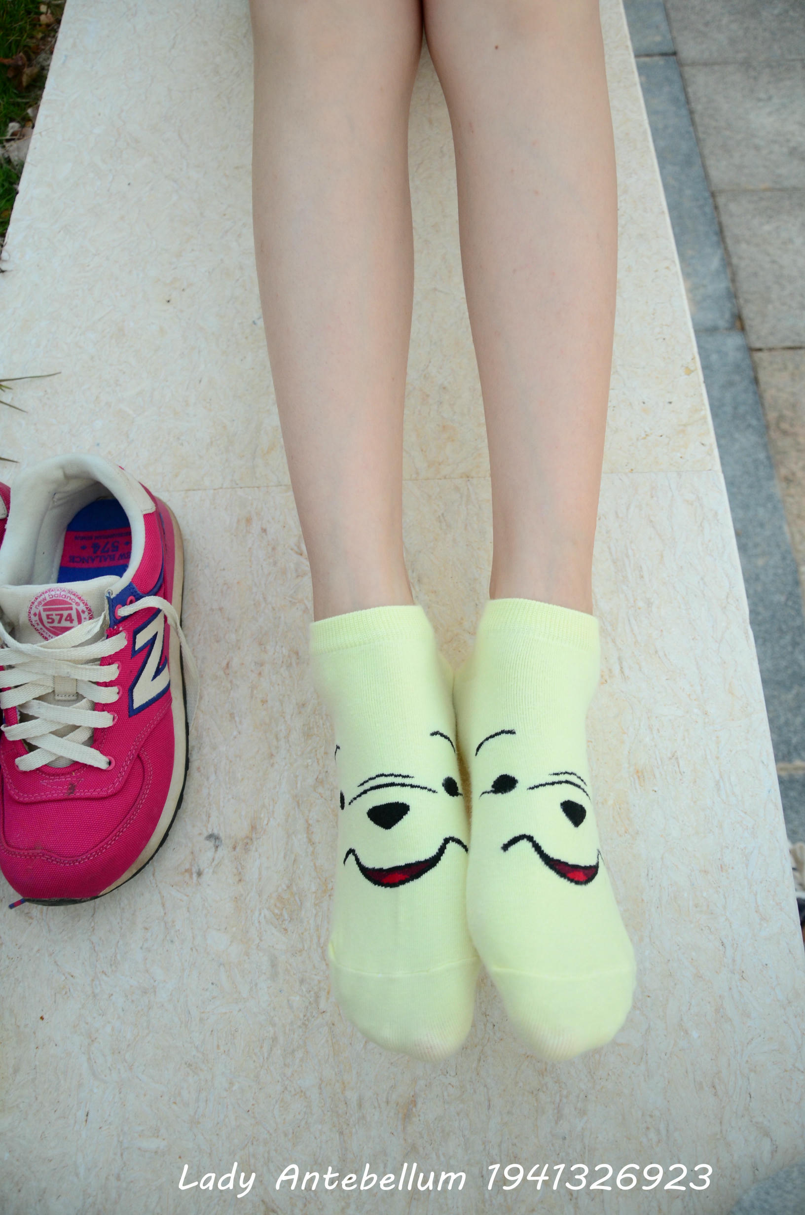 [战前女神] 恋足美腿棉袜女神级摄影套图 060 [101P-155MB]_第3集