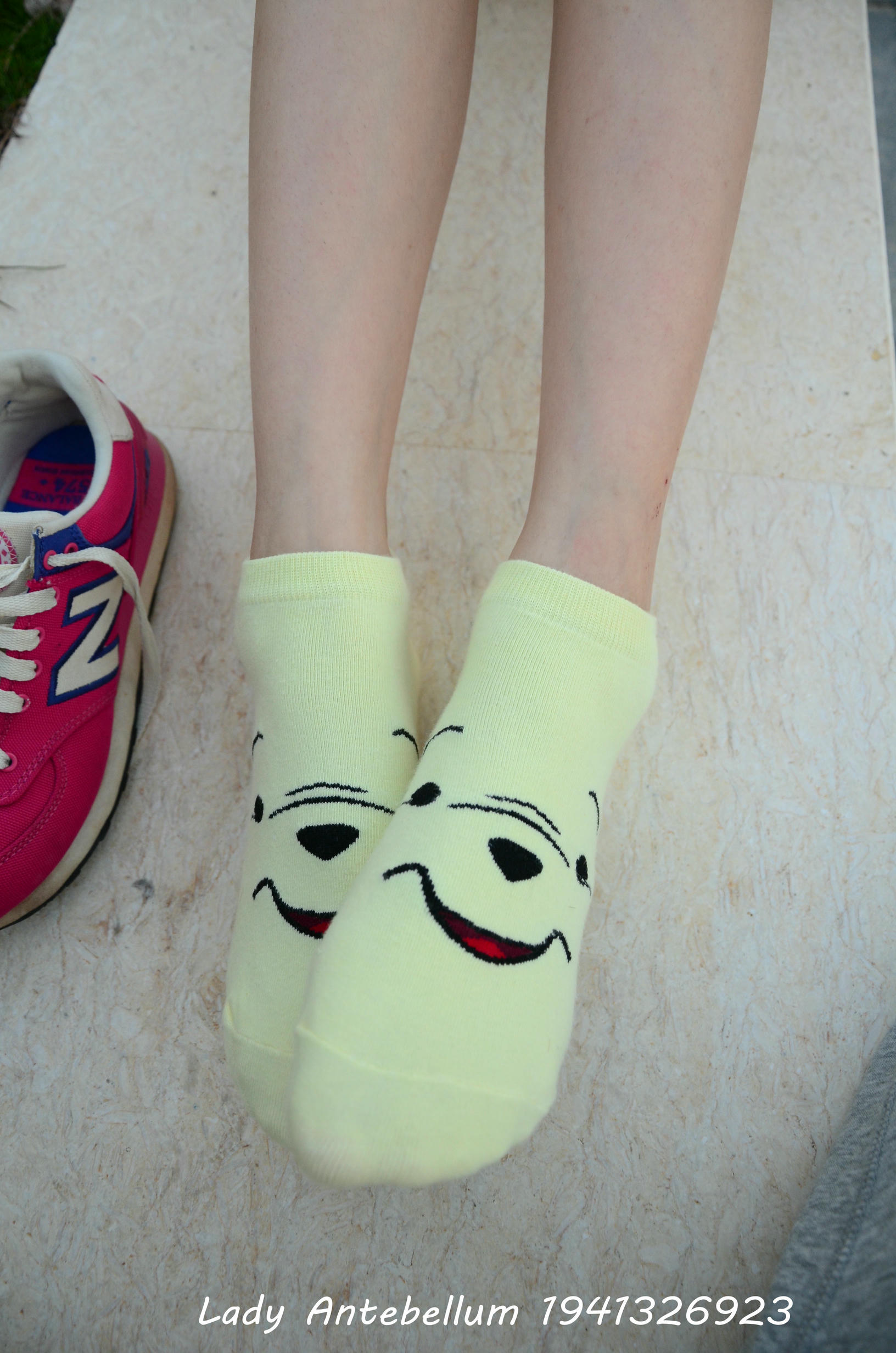 [战前女神] 恋足美腿棉袜女神级摄影套图 060 [101P-155MB]_第4集