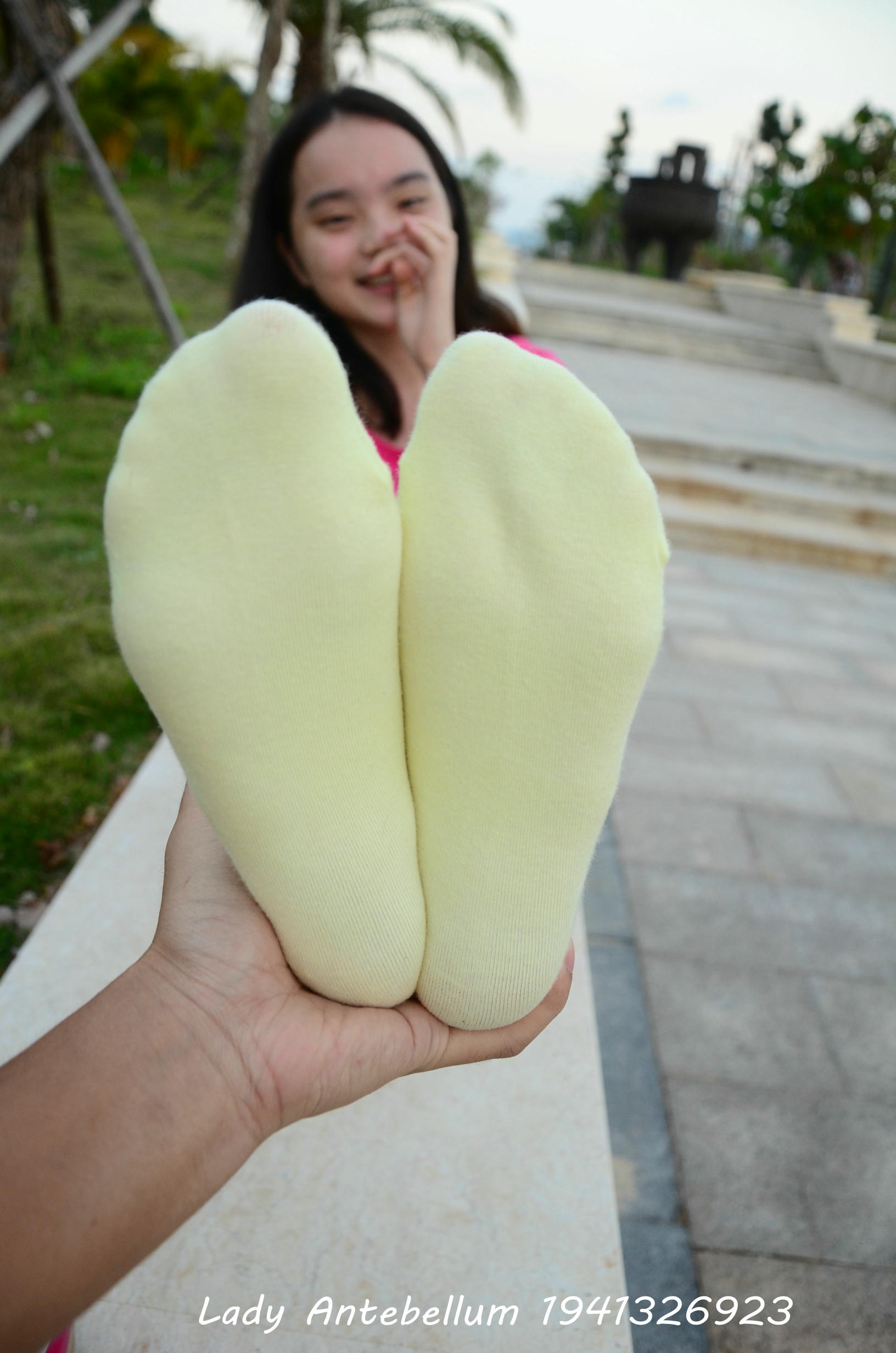 [战前女神] 恋足美腿棉袜女神级摄影套图 060 [101P-155MB]_第4集