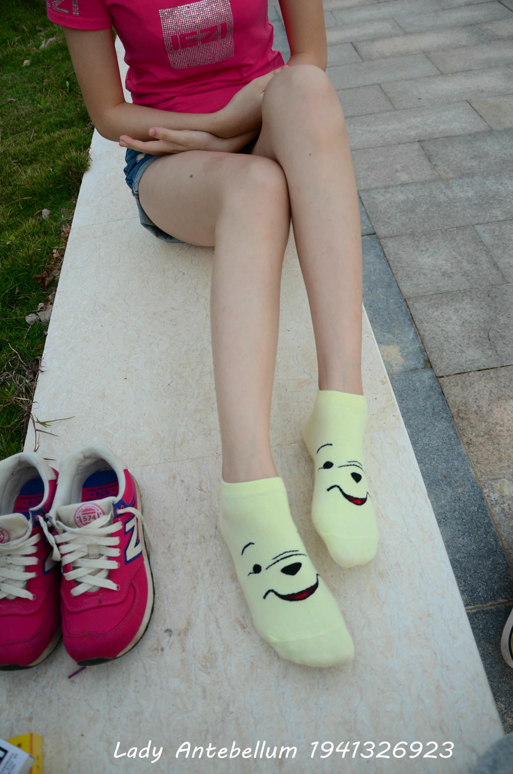 [战前女神] 恋足美腿棉袜女神级摄影套图 060 [101P-155MB]_第4集