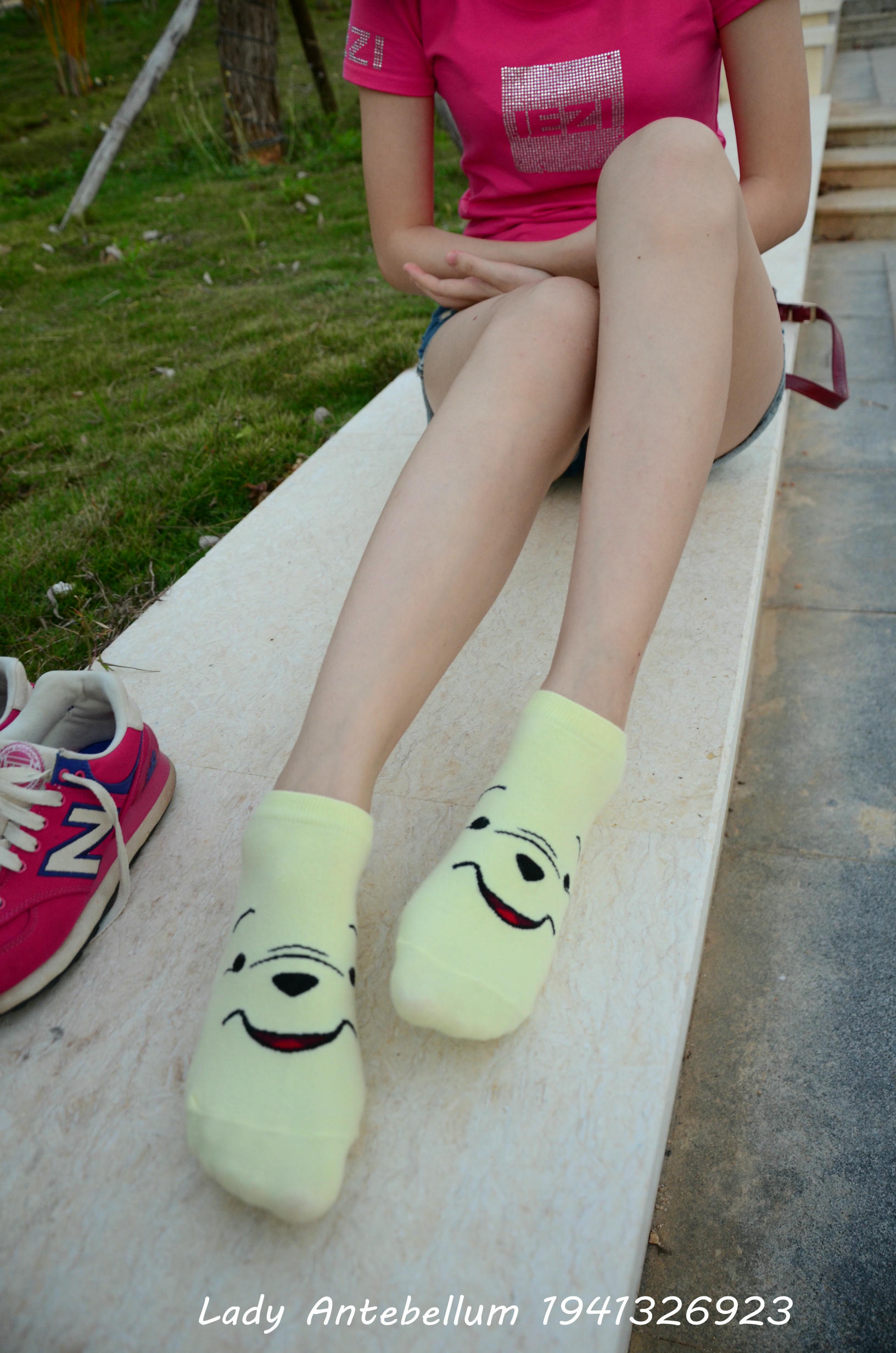 [战前女神] 恋足美腿棉袜女神级摄影套图 060 [101P-155MB]_第4集