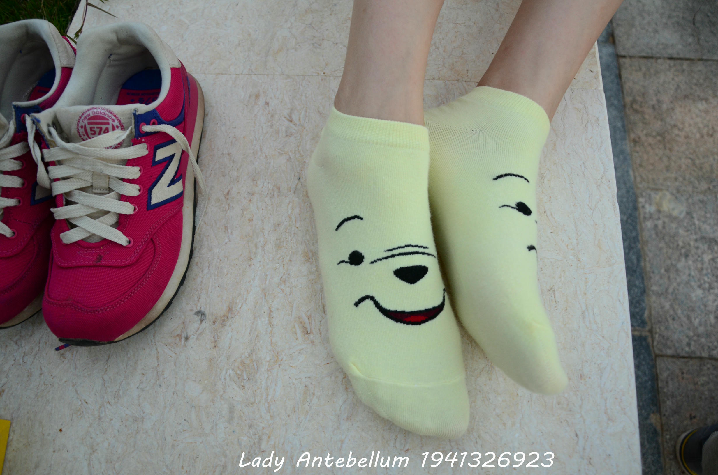 [战前女神] 恋足美腿棉袜女神级摄影套图 060 [101P-155MB]_第4集