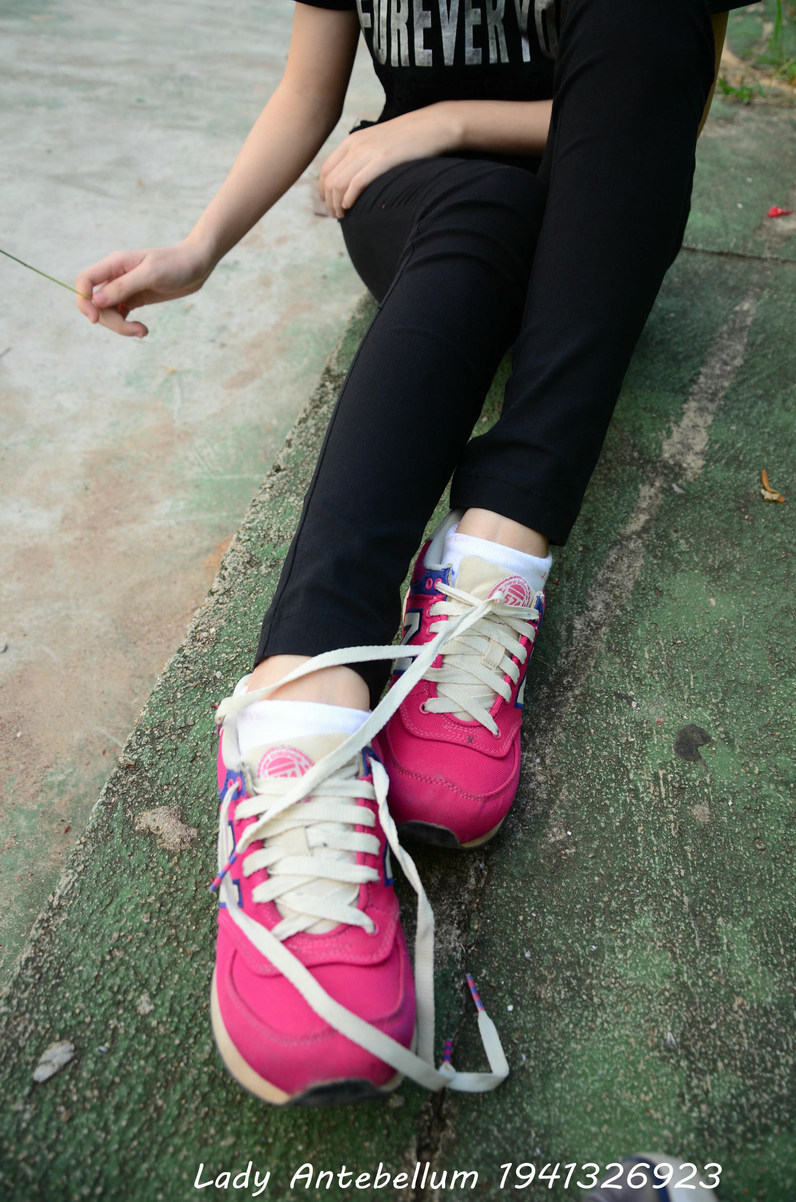 [战前女神] 恋足美腿棉袜女神级摄影套图 062 [78P-147MB]_第2集