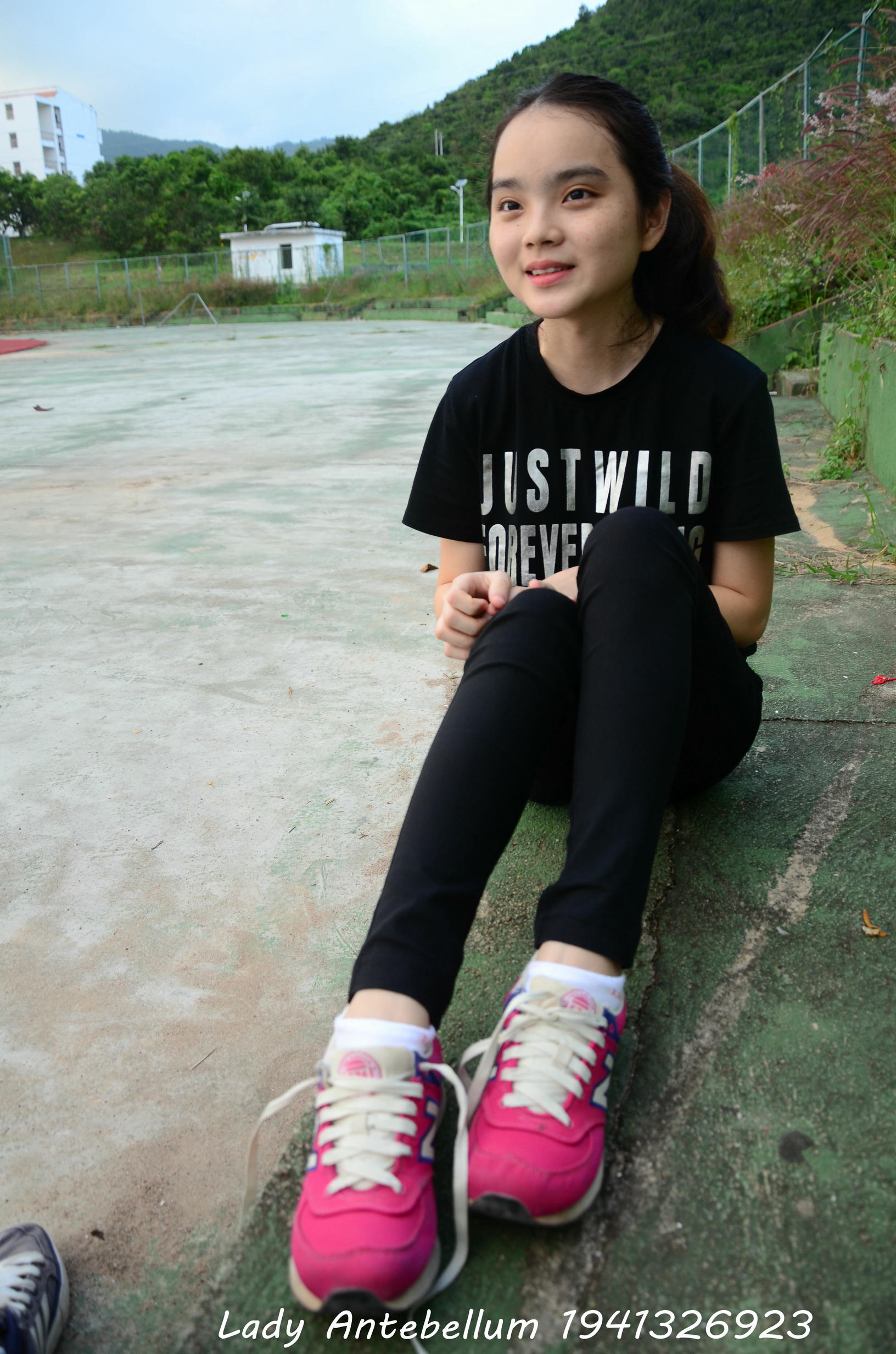 [战前女神] 恋足美腿棉袜女神级摄影套图 062 [78P-147MB]_第2集