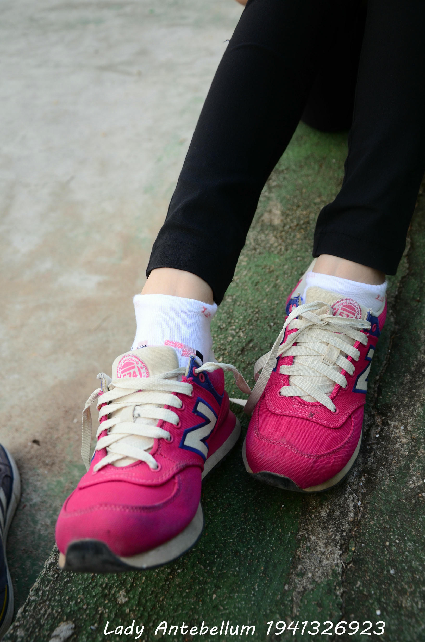 [战前女神] 恋足美腿棉袜女神级摄影套图 062 [78P-147MB]_第2集