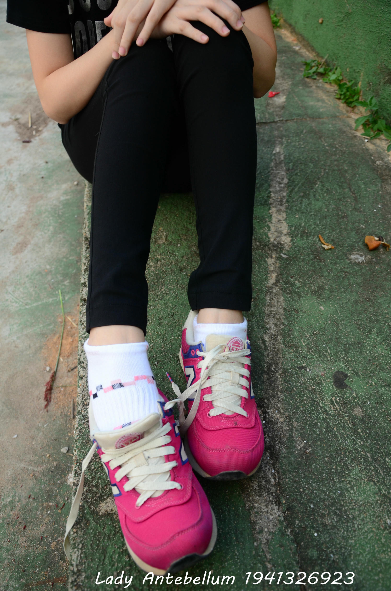 [战前女神] 恋足美腿棉袜女神级摄影套图 062 [78P-147MB]_第2集