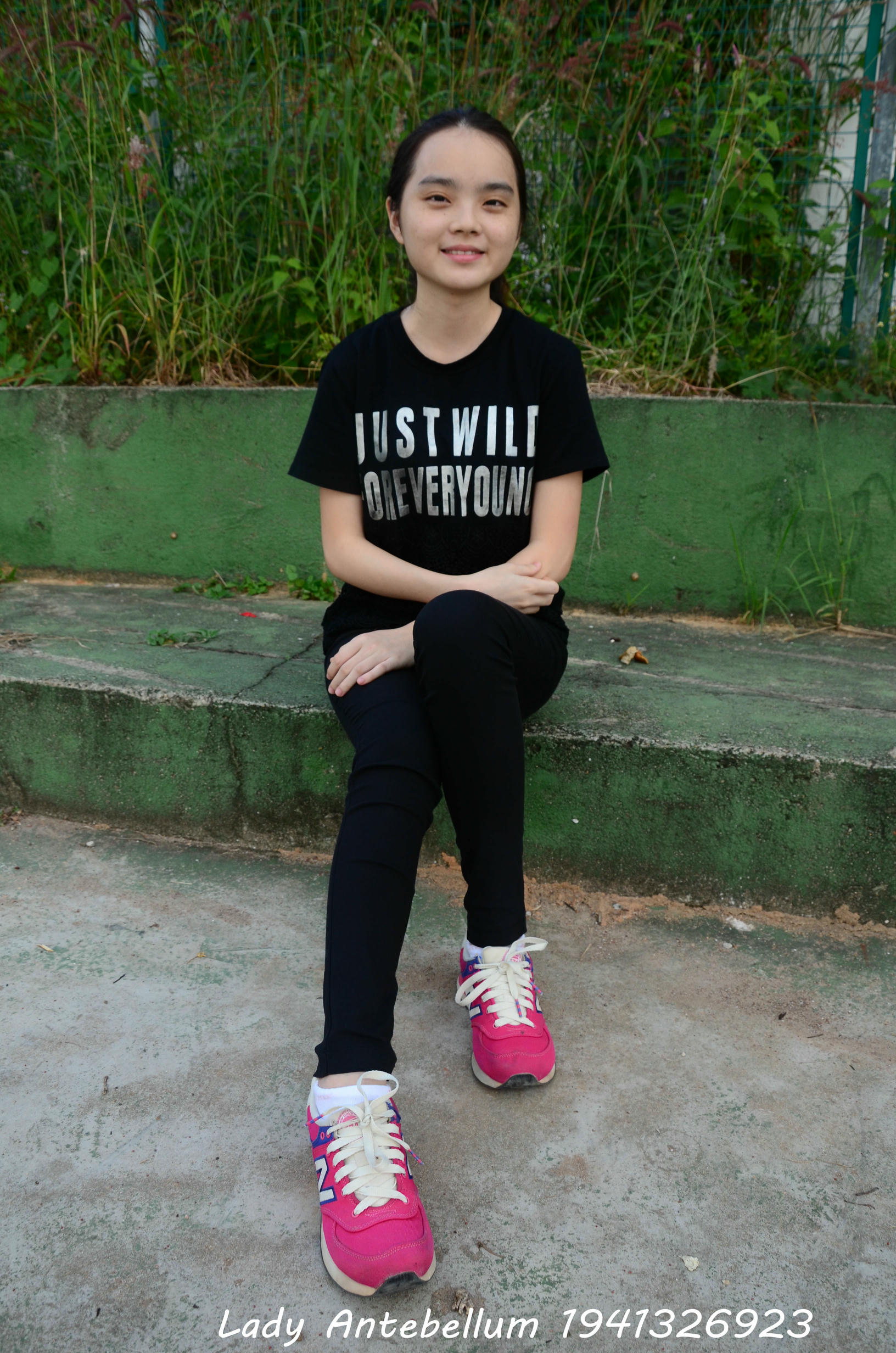 [战前女神] 恋足美腿棉袜女神级摄影套图 062 [78P-147MB]_第1集