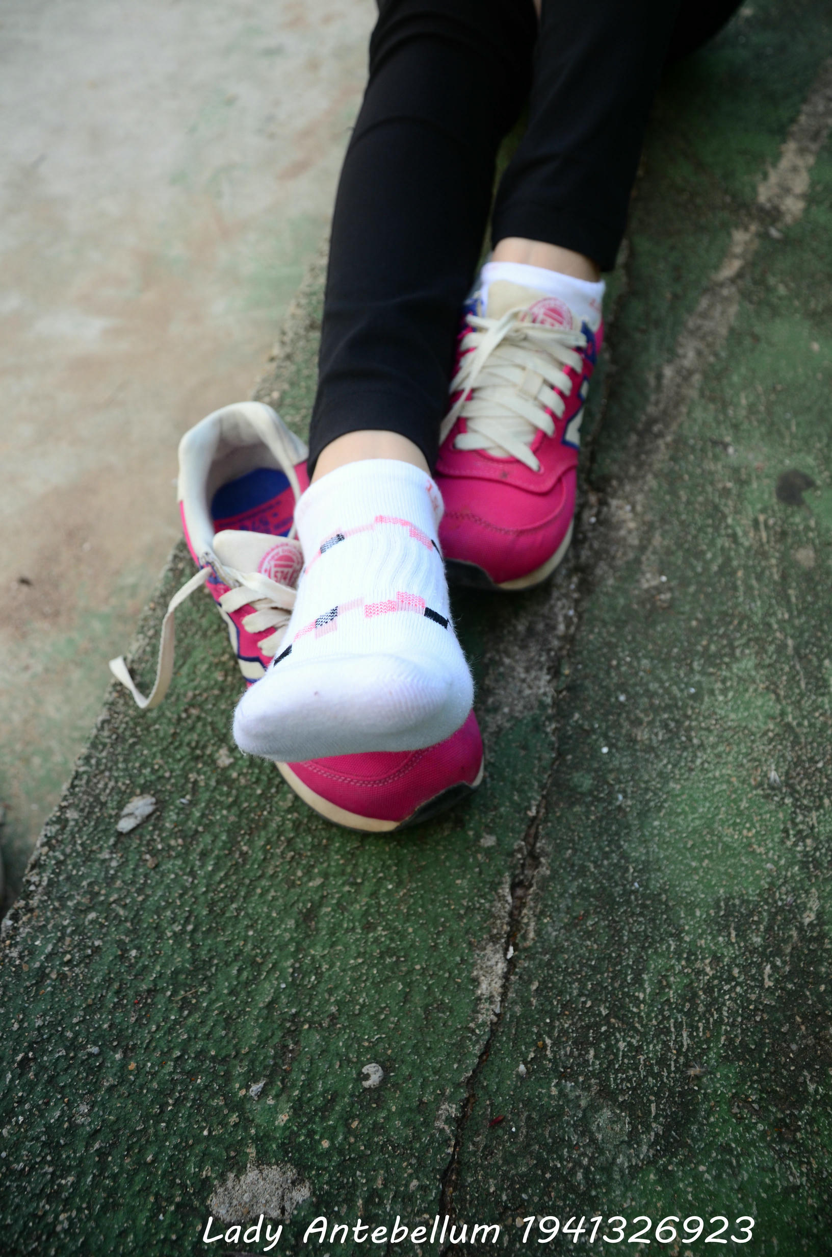 [战前女神] 恋足美腿棉袜女神级摄影套图 062 [78P-147MB]_第3集