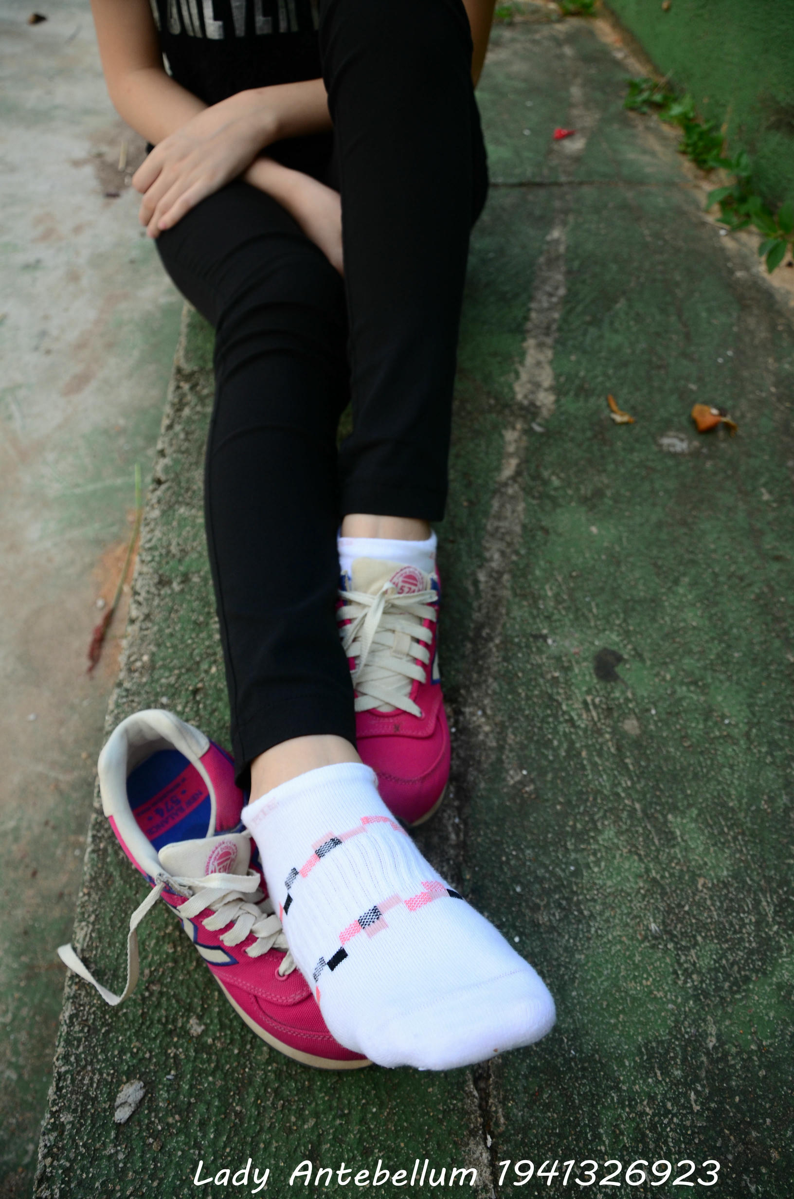 [战前女神] 恋足美腿棉袜女神级摄影套图 062 [78P-147MB]_第3集