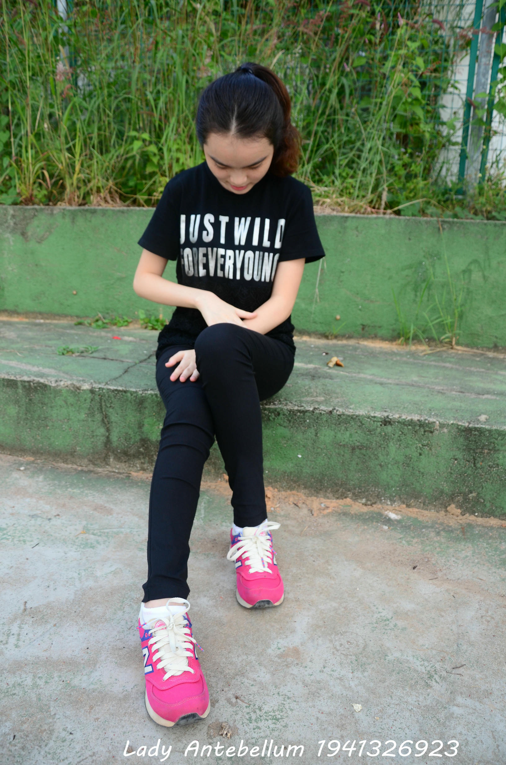 [战前女神] 恋足美腿棉袜女神级摄影套图 062 [78P-147MB]_第1集