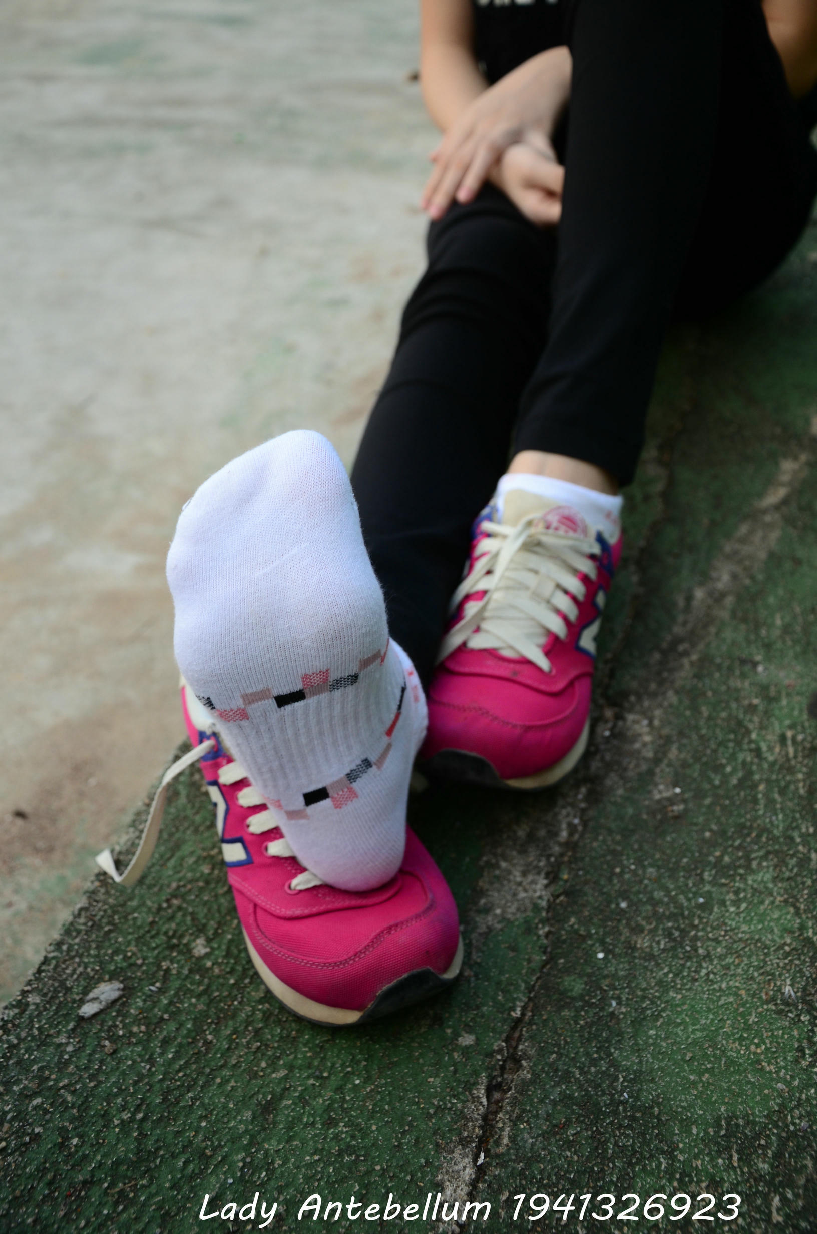 [战前女神] 恋足美腿棉袜女神级摄影套图 062 [78P-147MB]_第3集