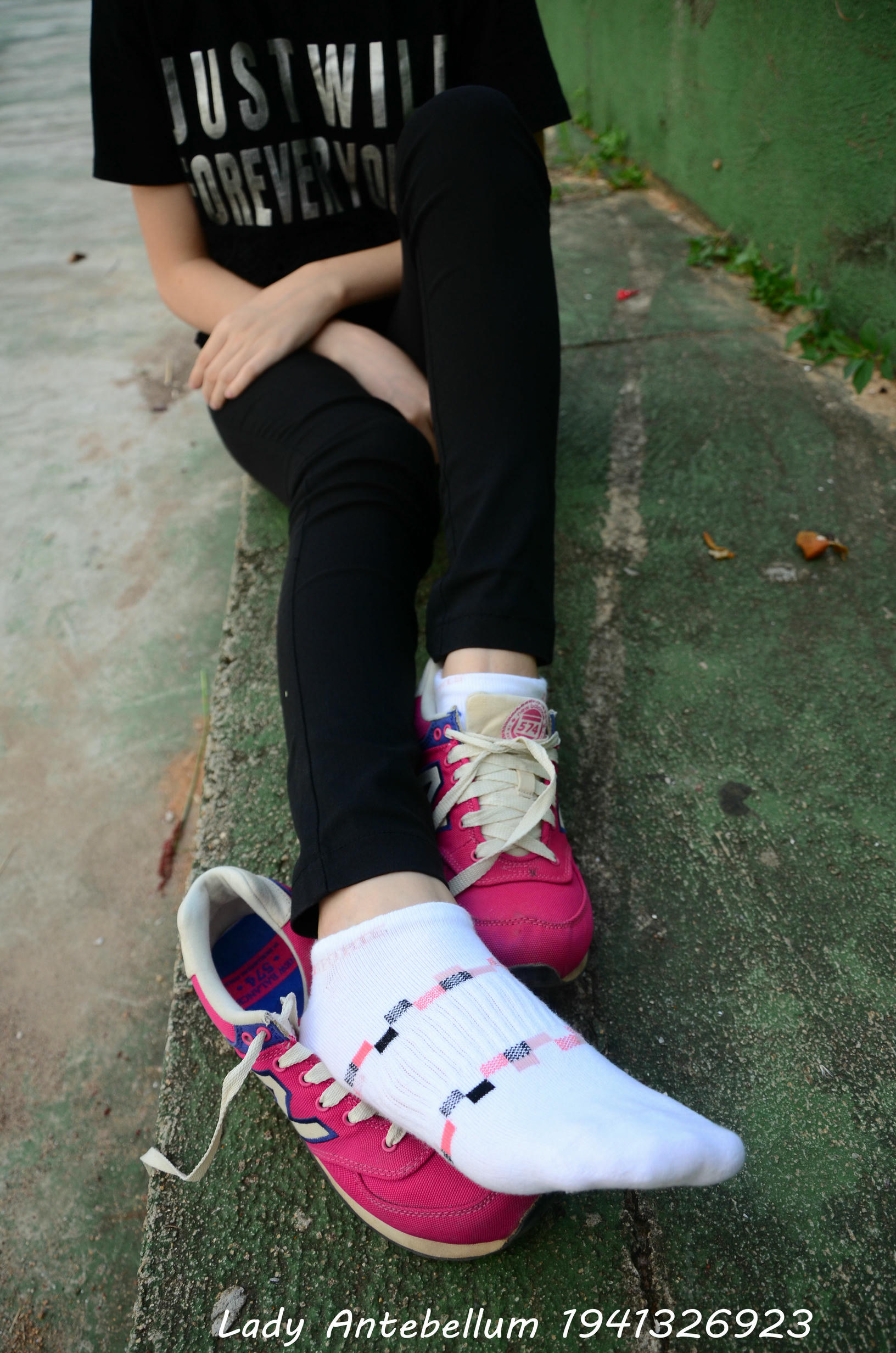 [战前女神] 恋足美腿棉袜女神级摄影套图 062 [78P-147MB]_第3集